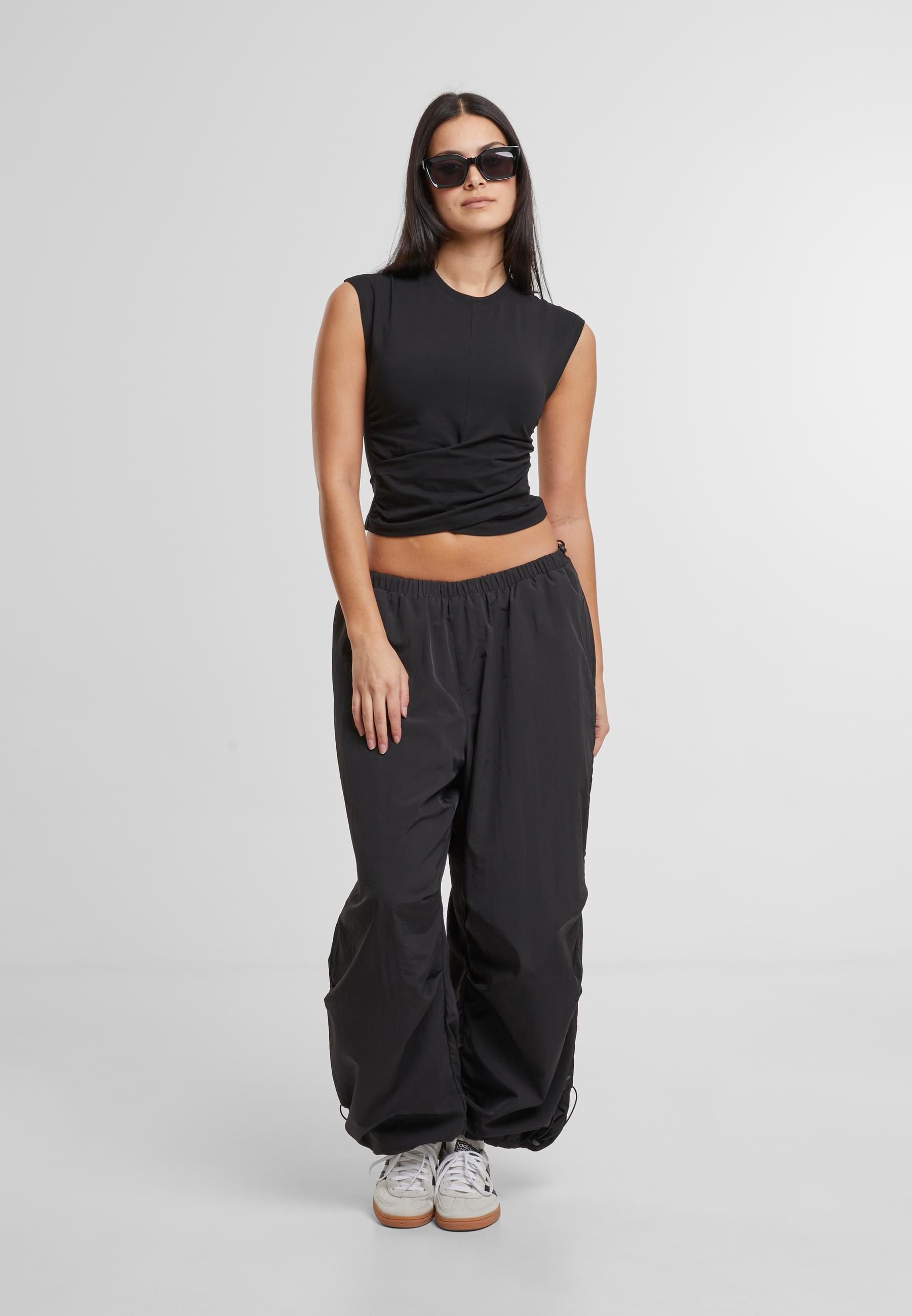 URBAN CLASSICS T-Shirt »Urban Classics Ladies Cropped Wrapped Top«, (1 tlg.)