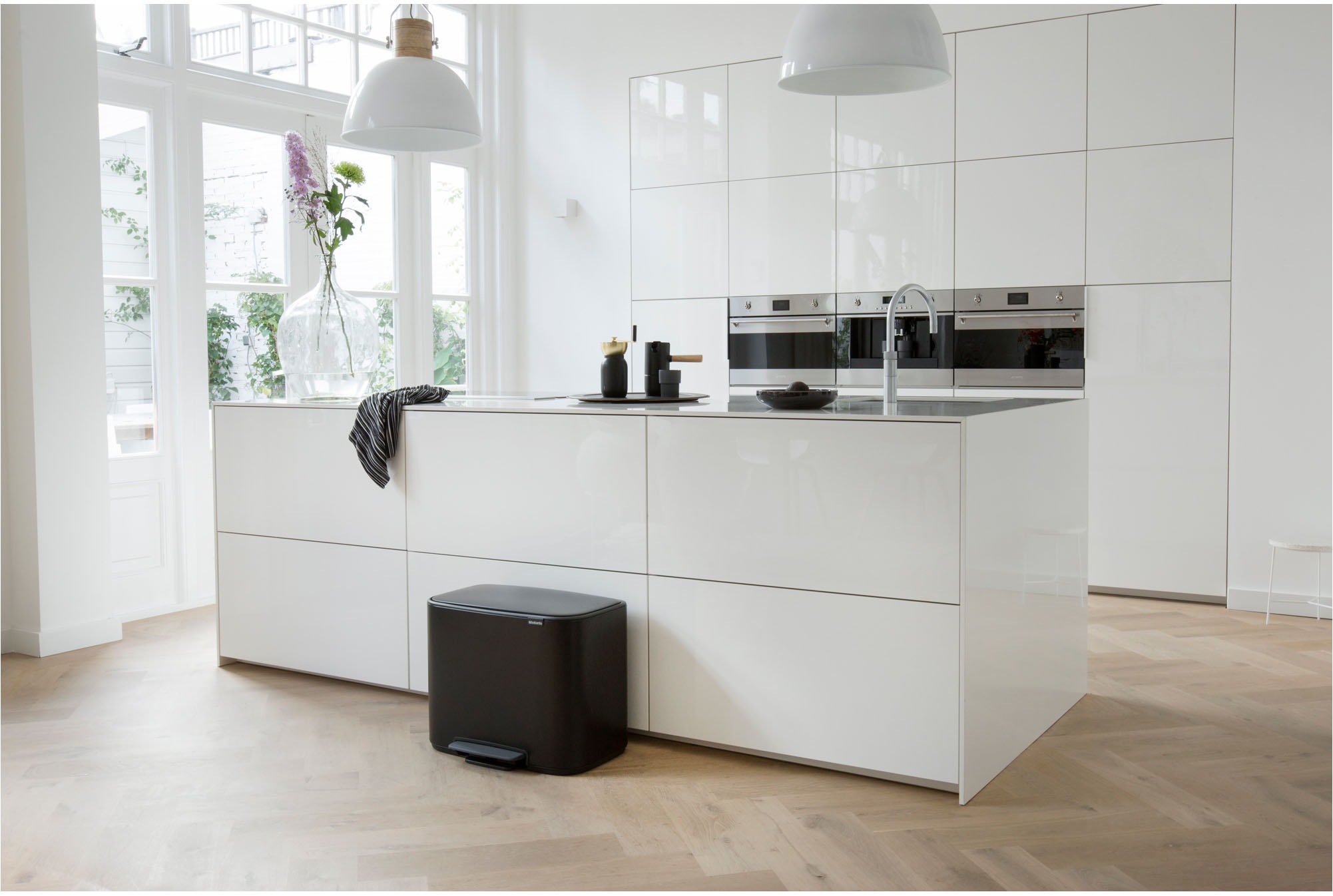 Brabantia Mülleimer »Bo Treteimer, 11 + 23L«, sanft schließender Deckel, mit leichter Pedalbedienung
