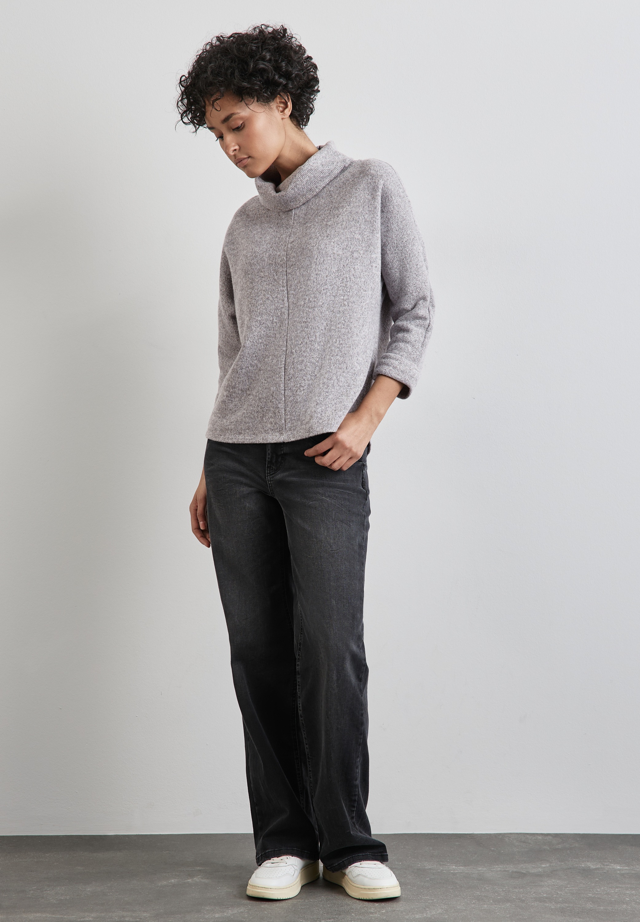 STREET ONE Langarmshirt, im angenehmen Materialmix