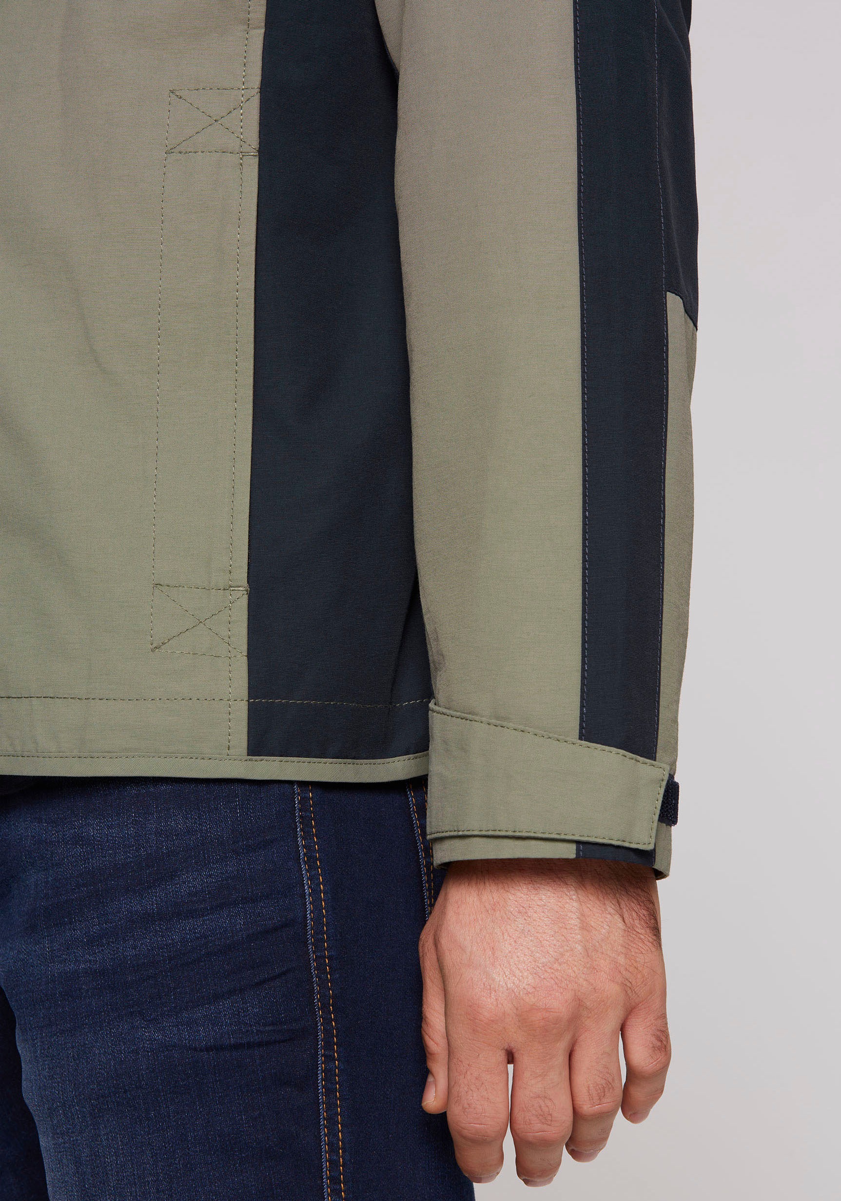 CAMP DAVID Outdoorjacke, mit Kapuze, mit Logostickereien