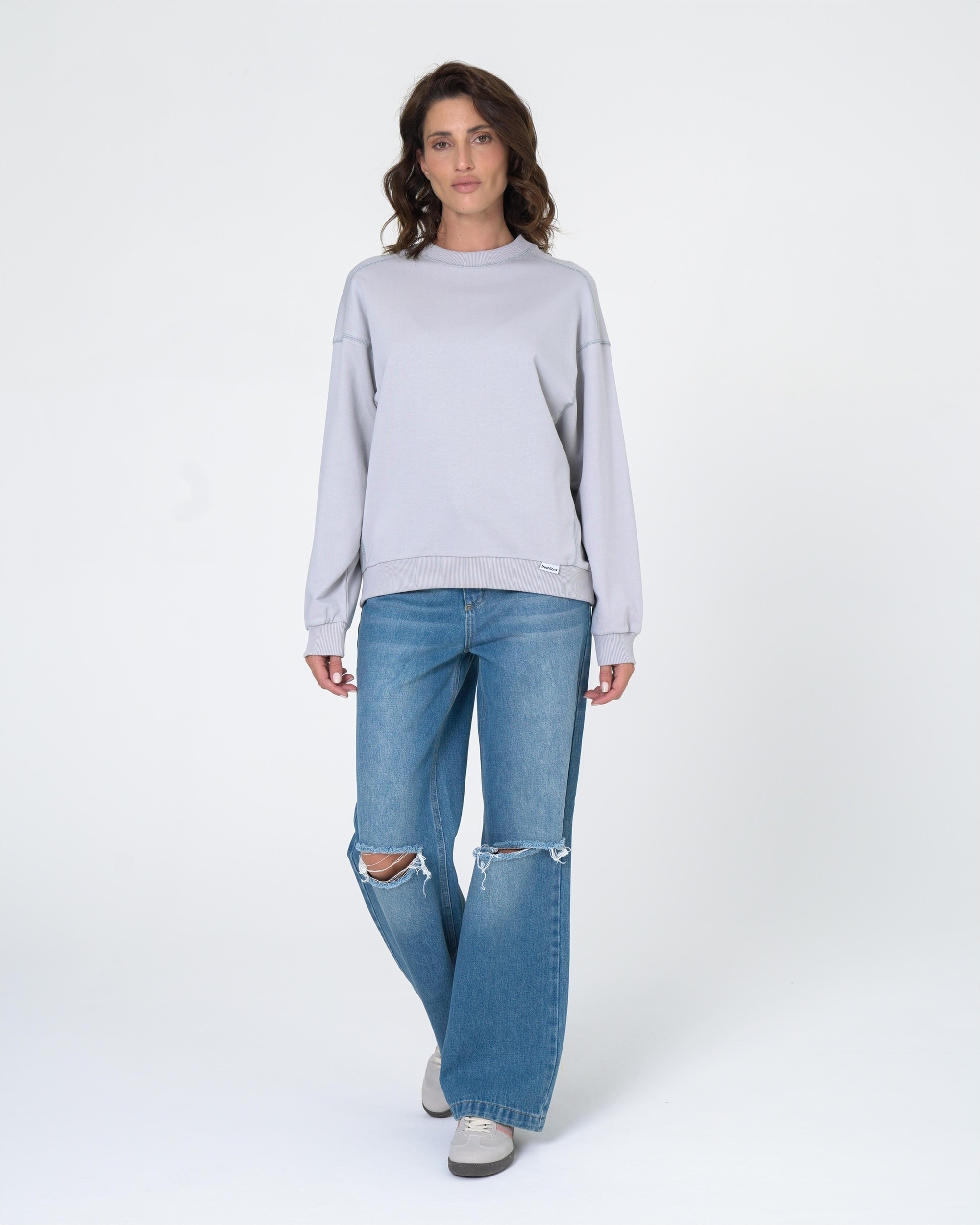 freshlions Sweatshirt »Doleres«, in klassisch modernem Design