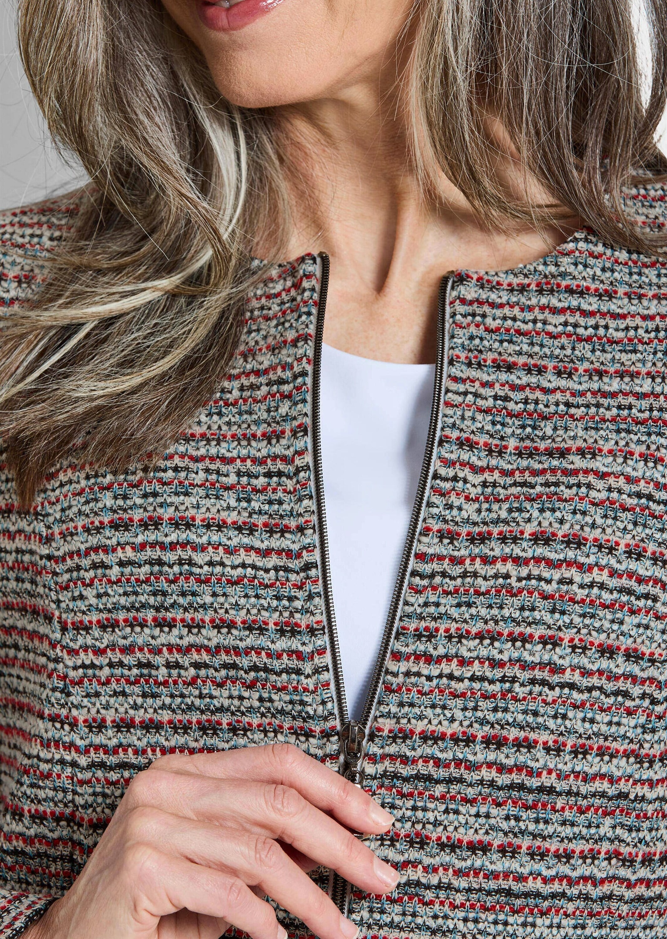 GOLDNER Jackenblazer »Kurzgröße Jerseyblazer mit Glanzakzenten« Passformnähte