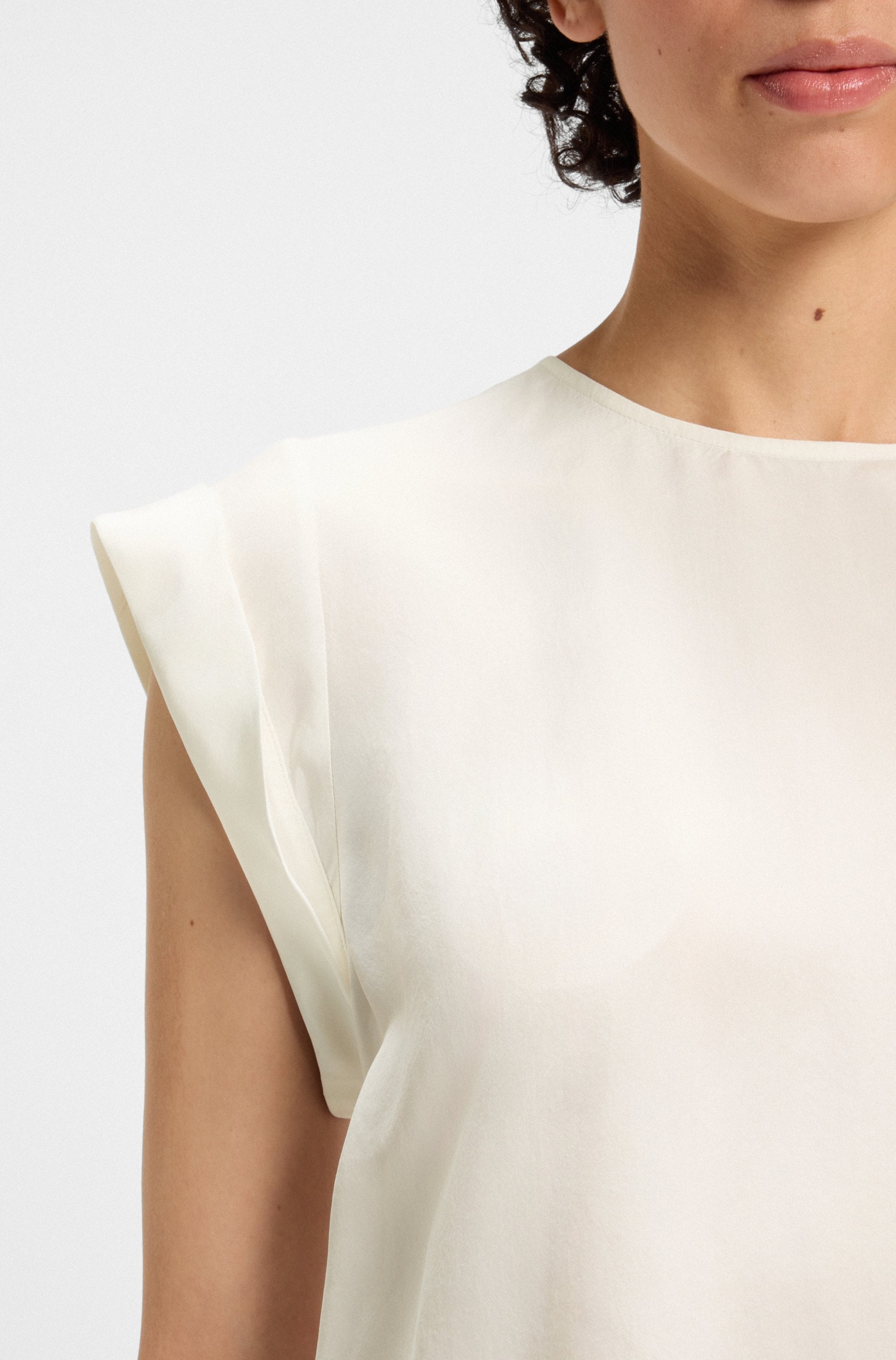 BOSS ORANGE Shirtbluse »Irnette Premium Damenmode«, mit Ärmelaufschlag