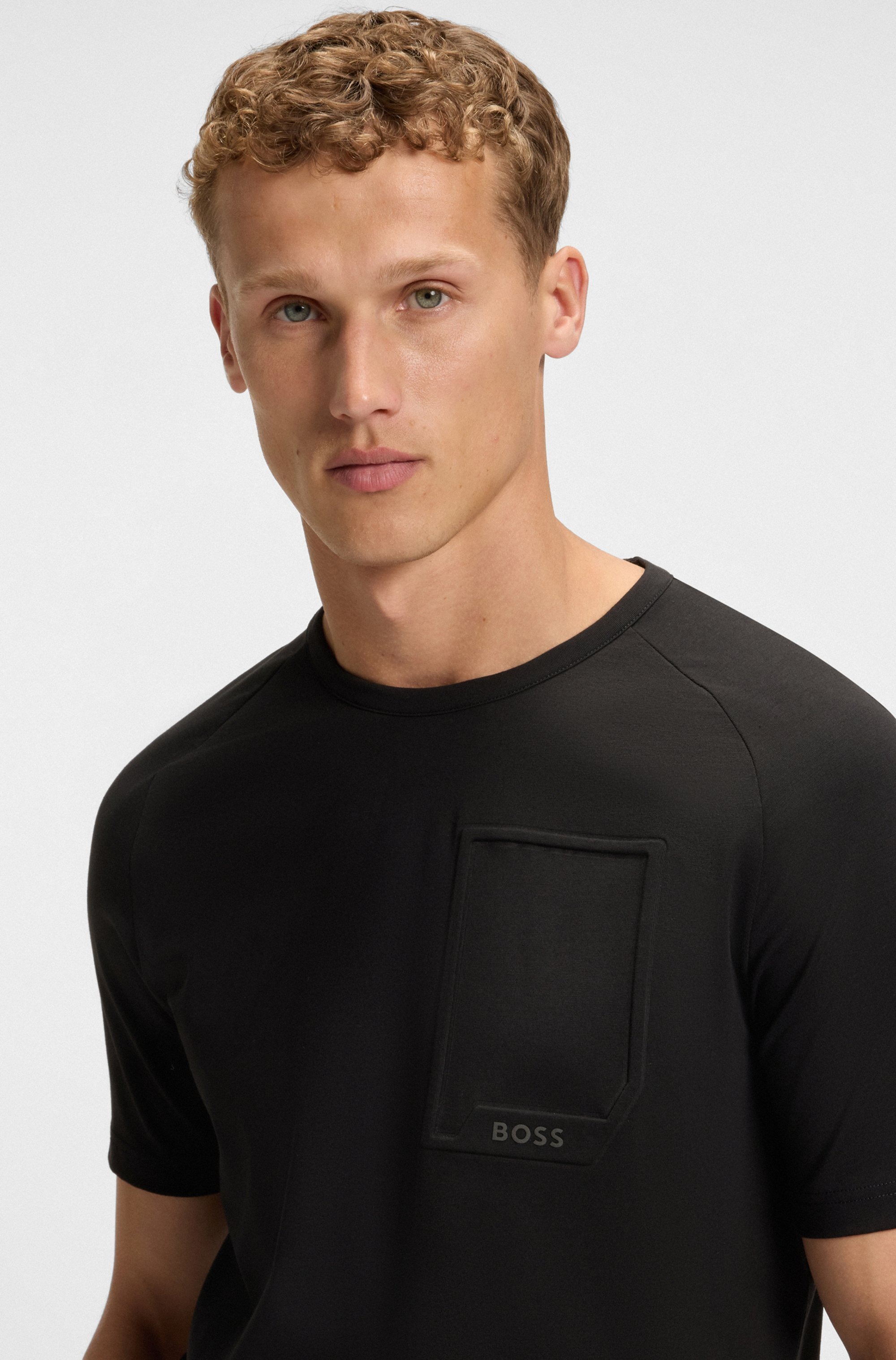 BOSS GREEN T-Shirt "Tee Urban Tech", mit Brusttasche günstig online kaufen