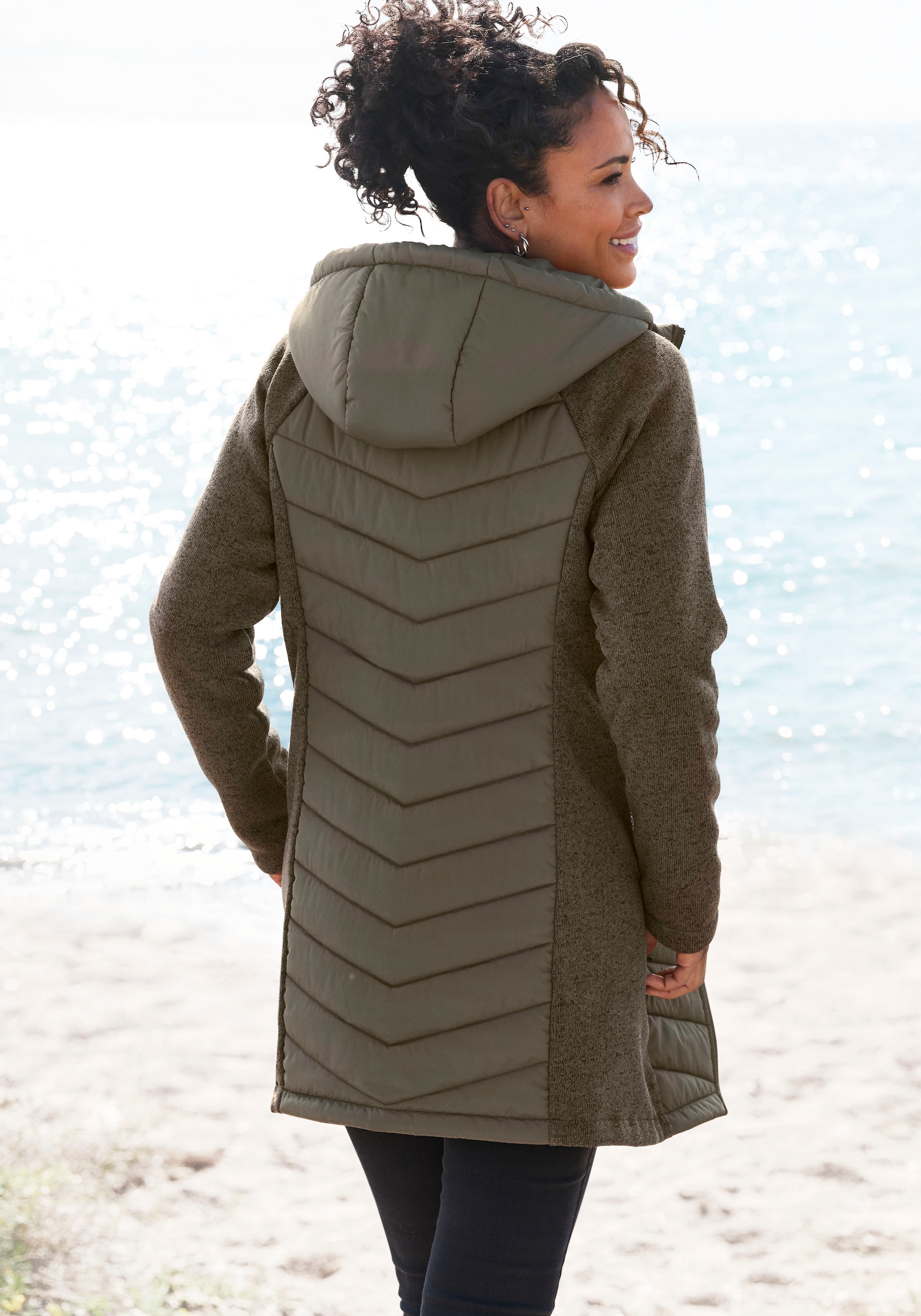 Vivance Steppjacke, mit Kapuze, mit Strickfleece-Ärmeln