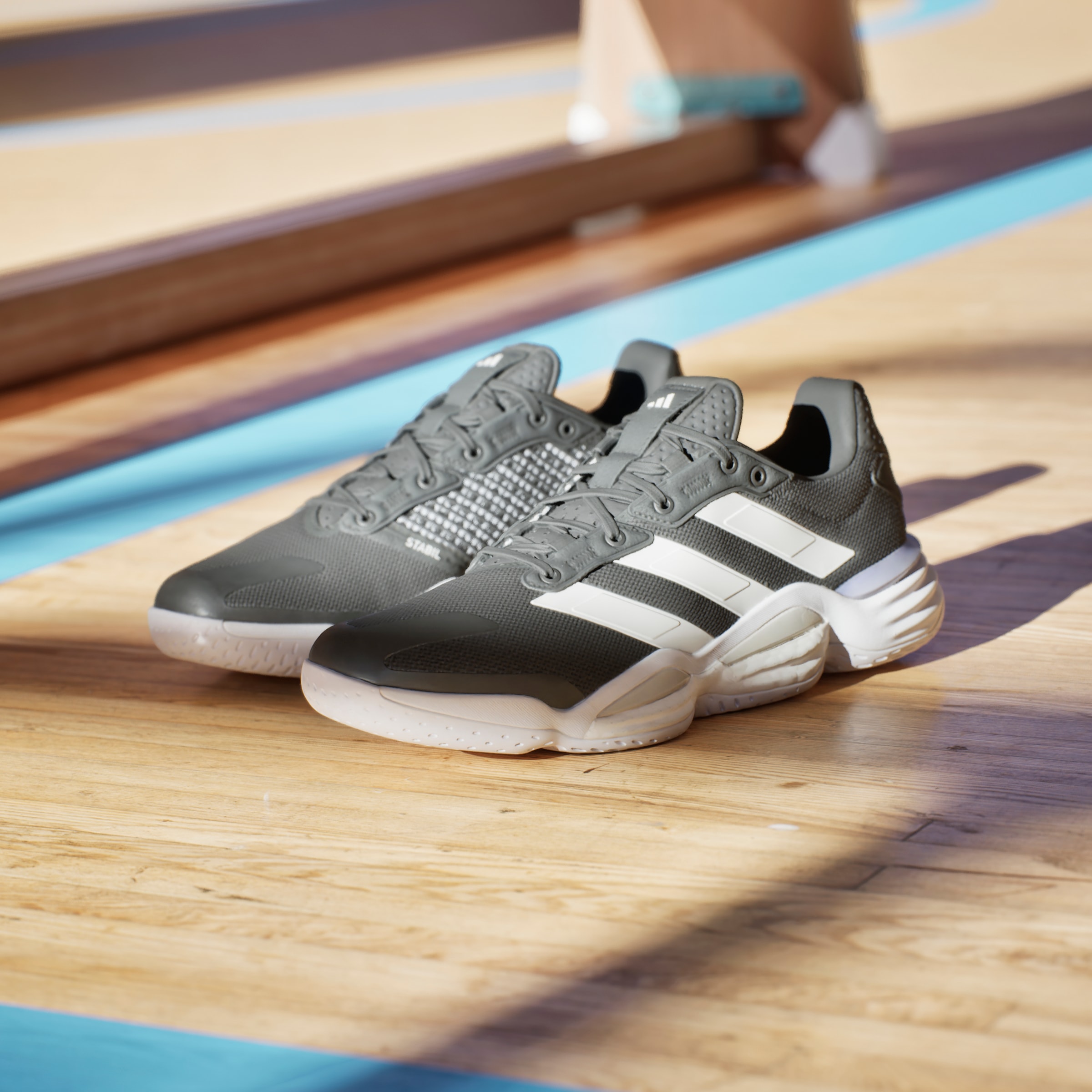 adidas Performance Handballschuh »STABIL 16 INDOOR«