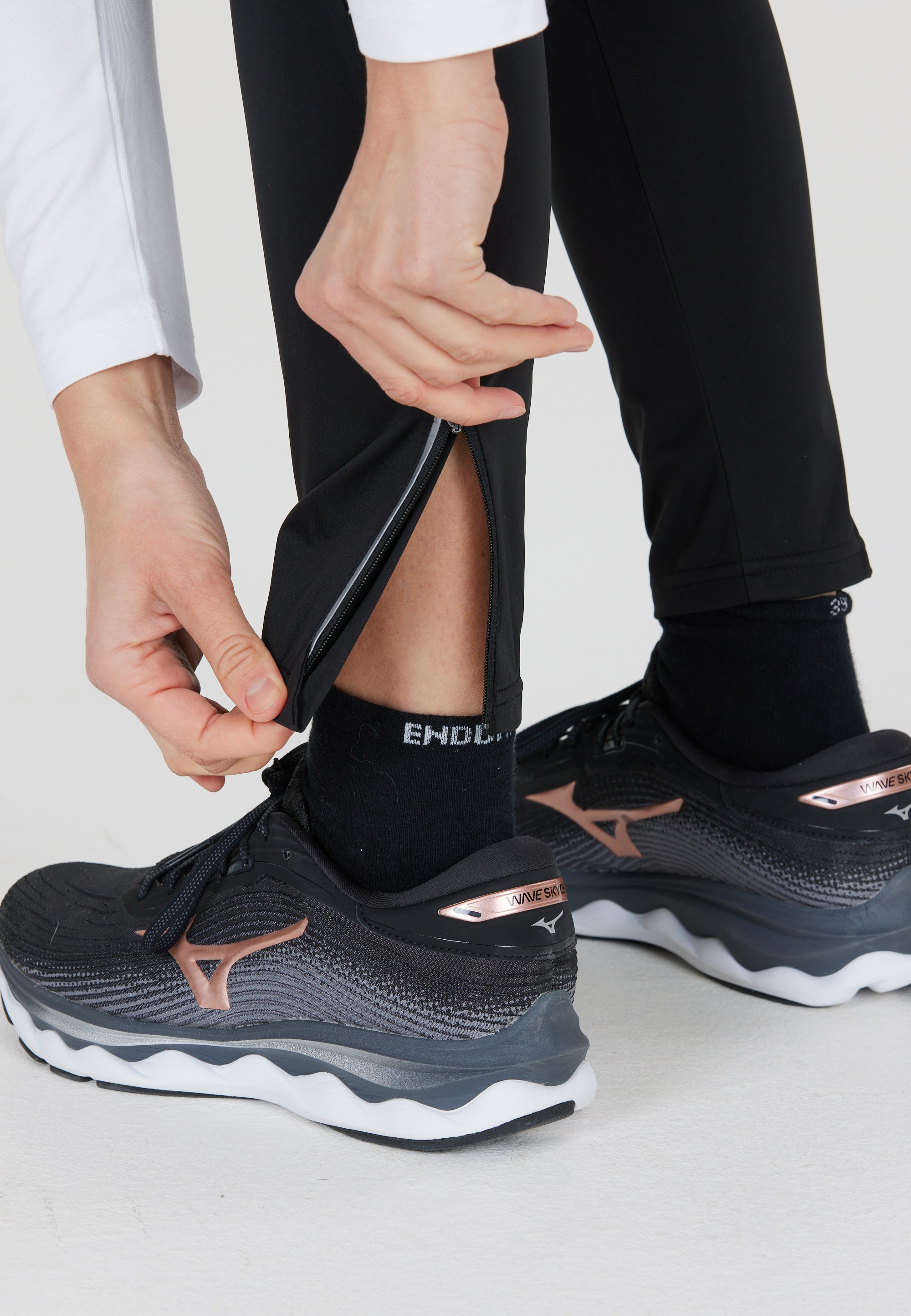 ENDURANCE Stoffhose »Eluna«, mit innovativem Primaloft-Futter