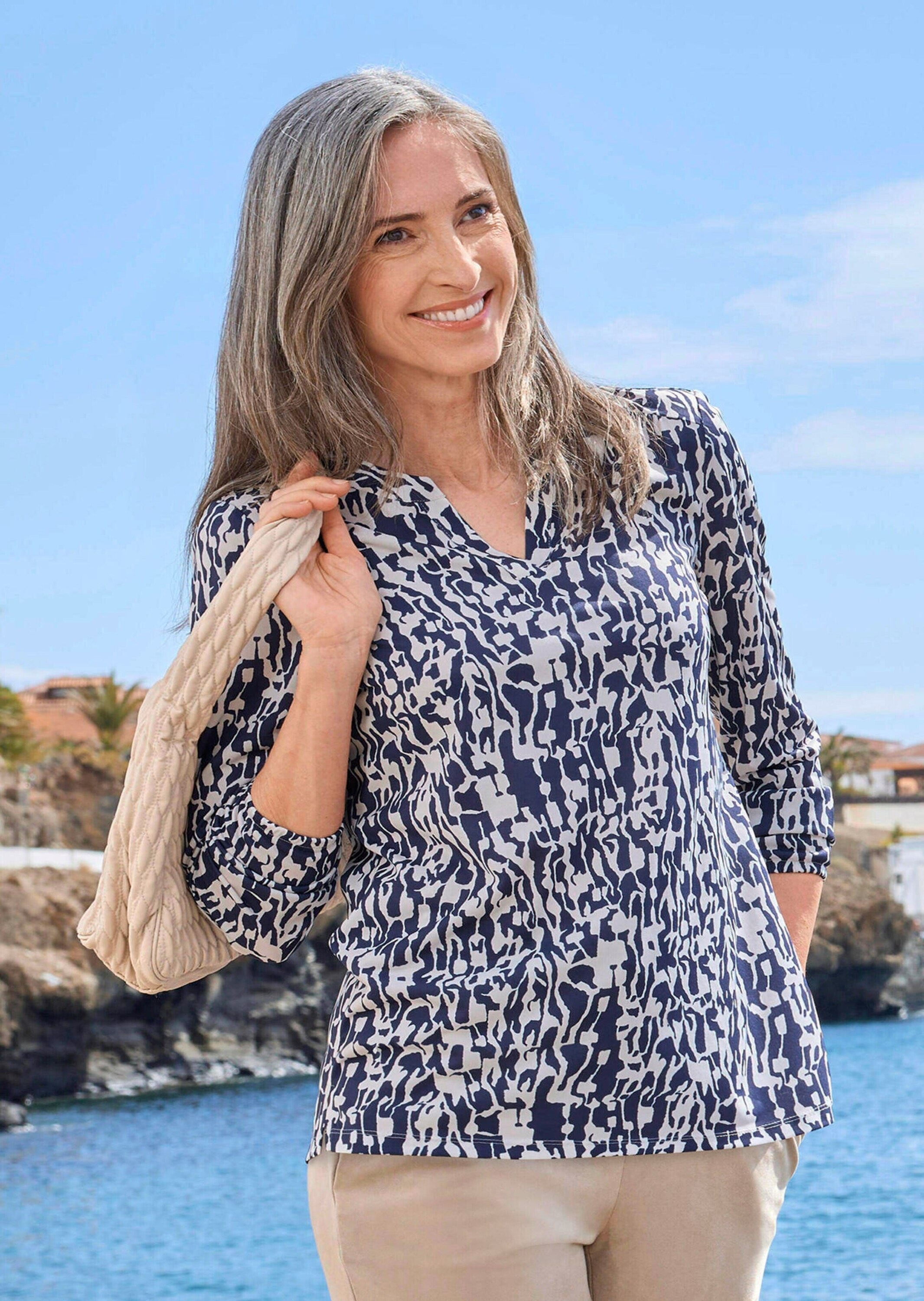 GOLDNER Kurzarmbluse »Blusenshirt in femininer Form«