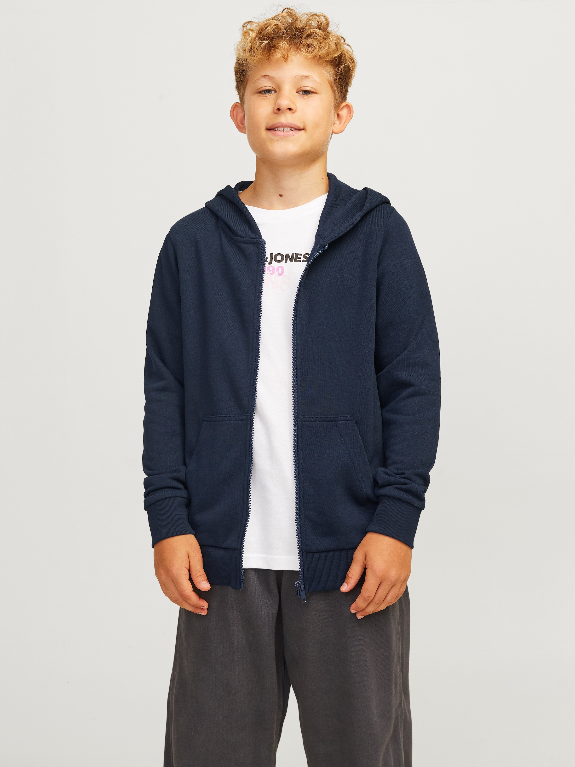 Jack & Jones Junior Sweatjacke "JJEBRADLEY kombinierbar, mit Kapuze, pflegeleicht" unifarben, casual, regular fit, Sweatware, Kapuze