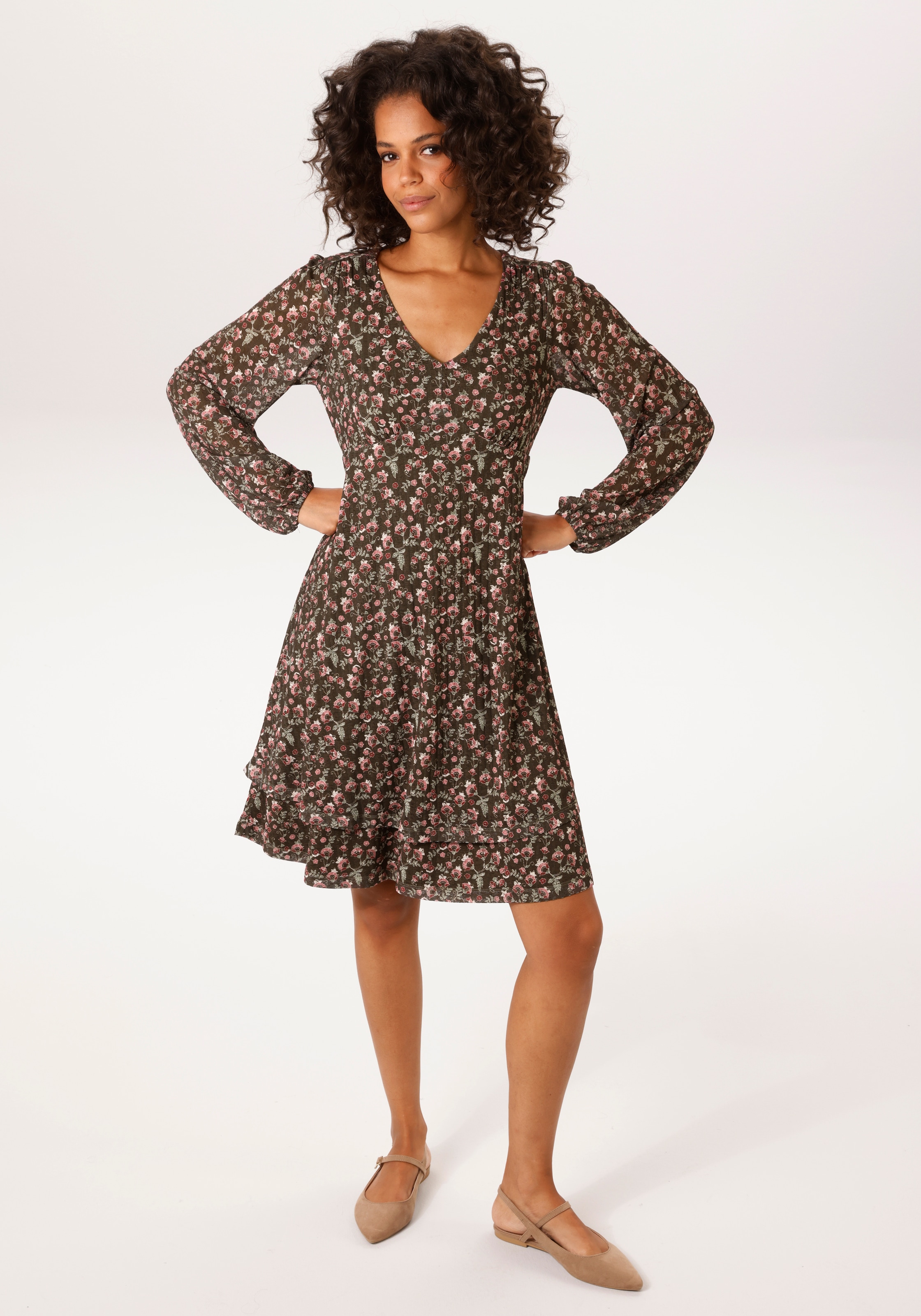 Aniston CASUAL Minikleid mit romantischen Blümchen bedruckt - NEUE KOLLEKTI günstig online kaufen