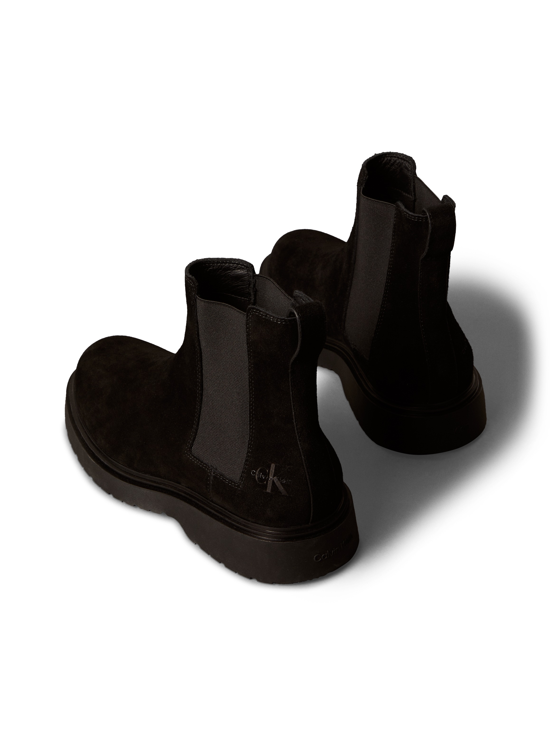 Calvin Klein Jeans Chelseaboots »COMBAT ESS CHELSEA BOOT SU«, Stiefelette, Schlupfboots, Profilsohle, mit Anziehlasche