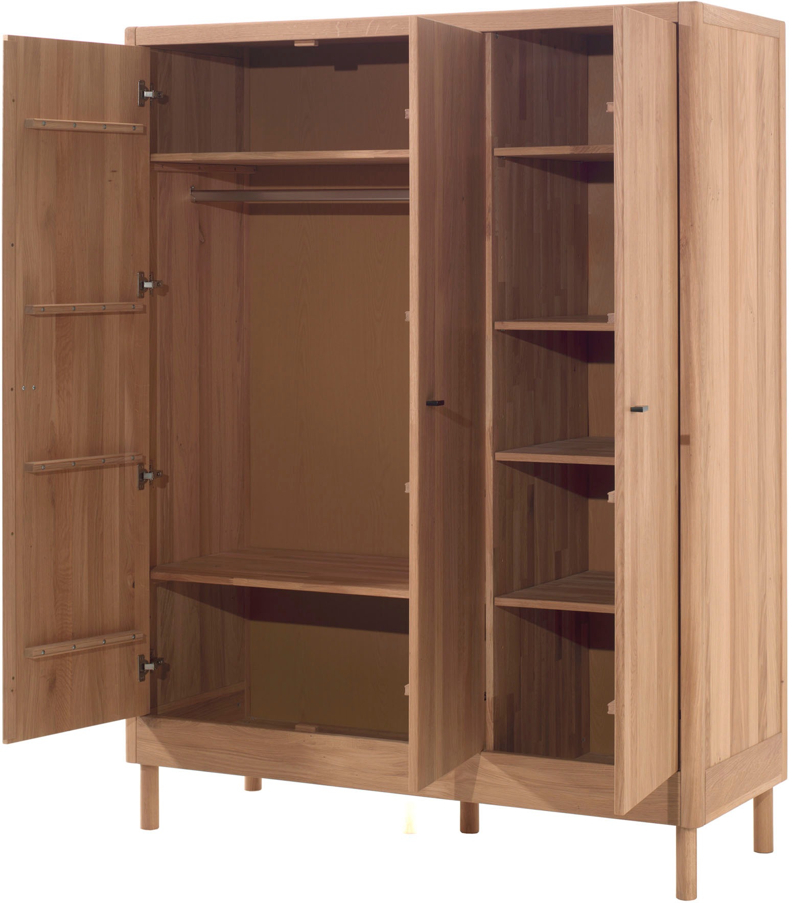 Home affaire Kleiderschrank »Forrest mit 3 Drehtüren (Soft-Close), Made in Europe, zeitloses Design«, (B/H/T ca: 145,8x190x55 cm, Massivholz in 2 Farben erhältlich), praktische Facheinteilung, viel Stauraum, hochwertige Verarbeitung