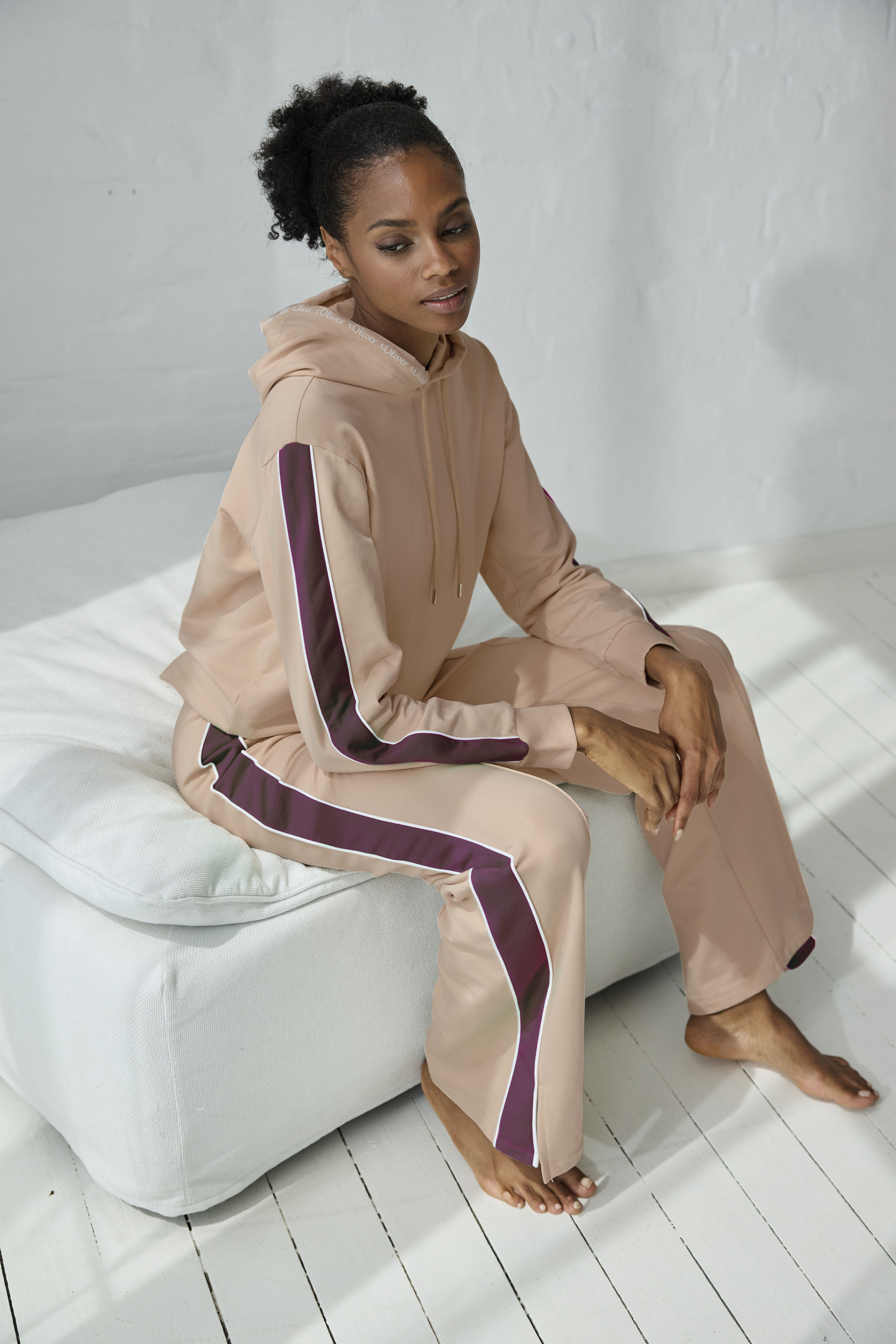 Thumbnail - s.Oliver Hoodie, mit Kontrast Einsätzen, Loungewear