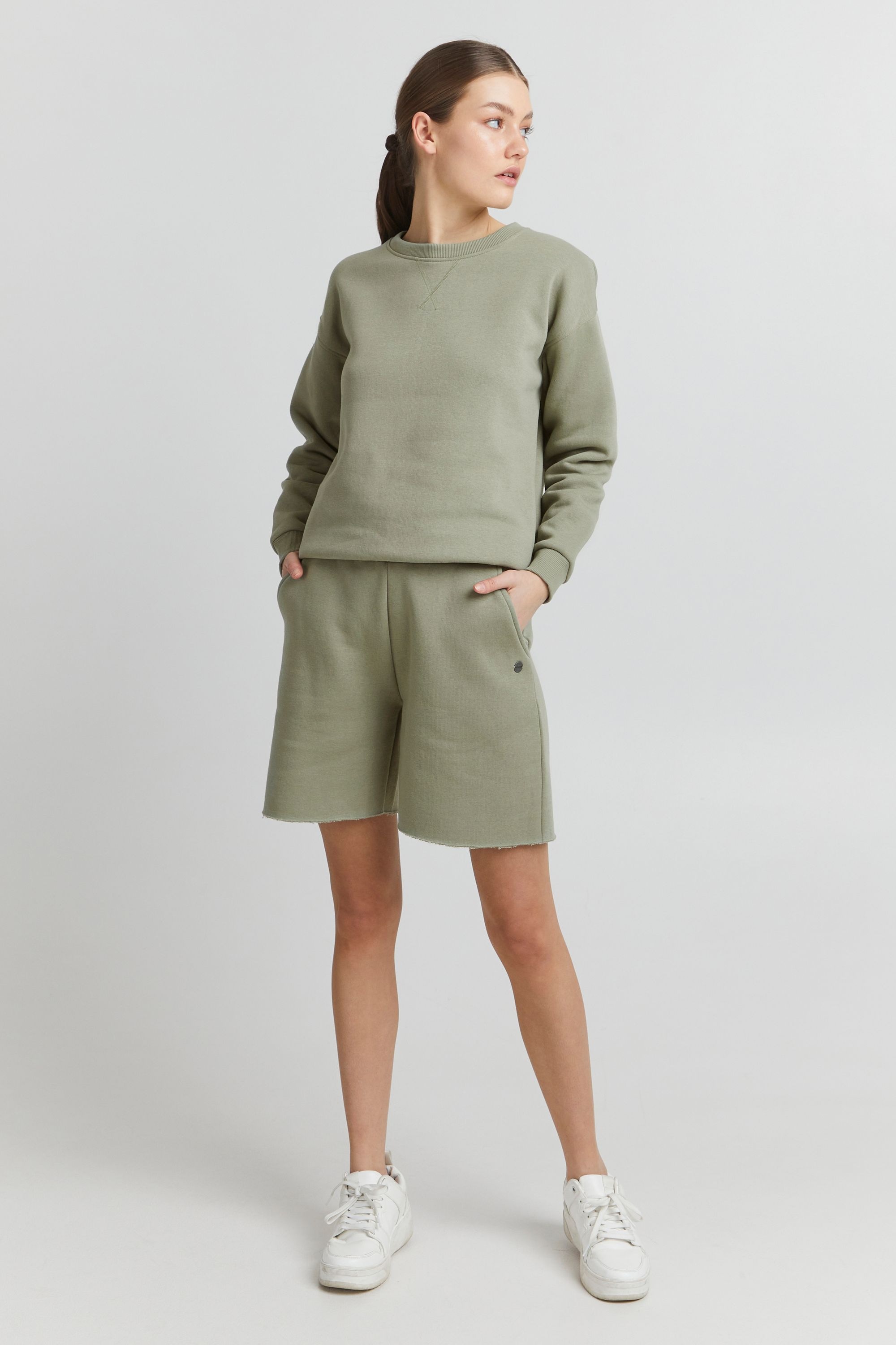 OXMO Sweatshorts »Sweatshorts OXHope«