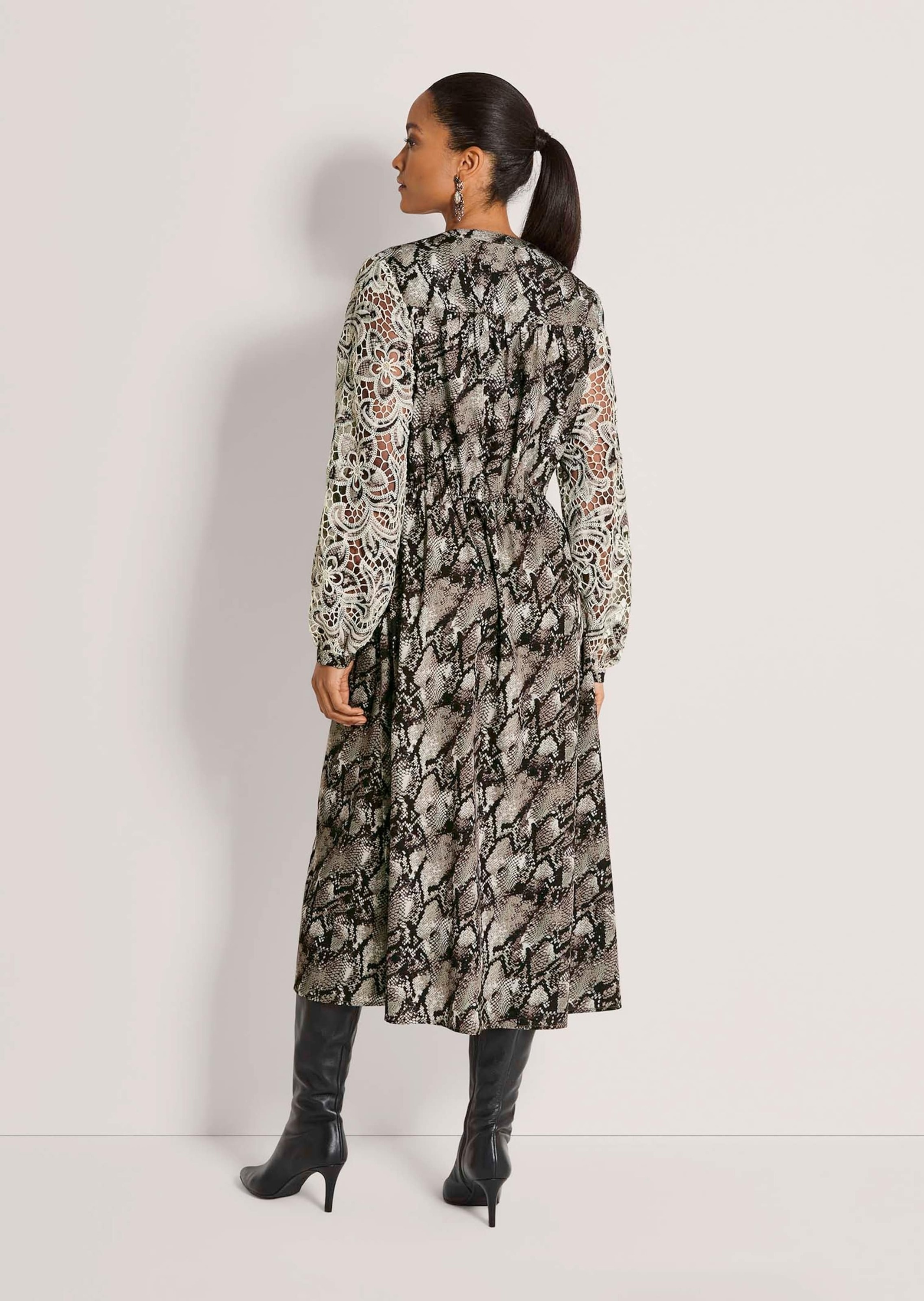 MADELEINE Midikleid »Kleid Kleid mit Schlangen-Druck« Ohne Tasche
