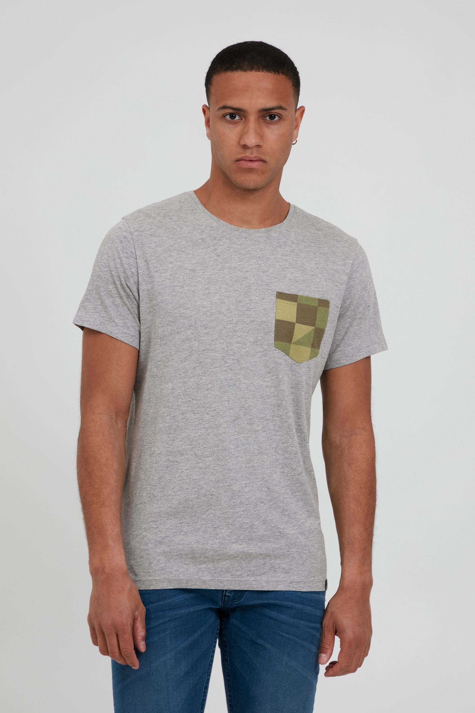 Blend T-Shirt "BHAmilo" T-Shirt mit bunter Brusttasche günstig online kaufen