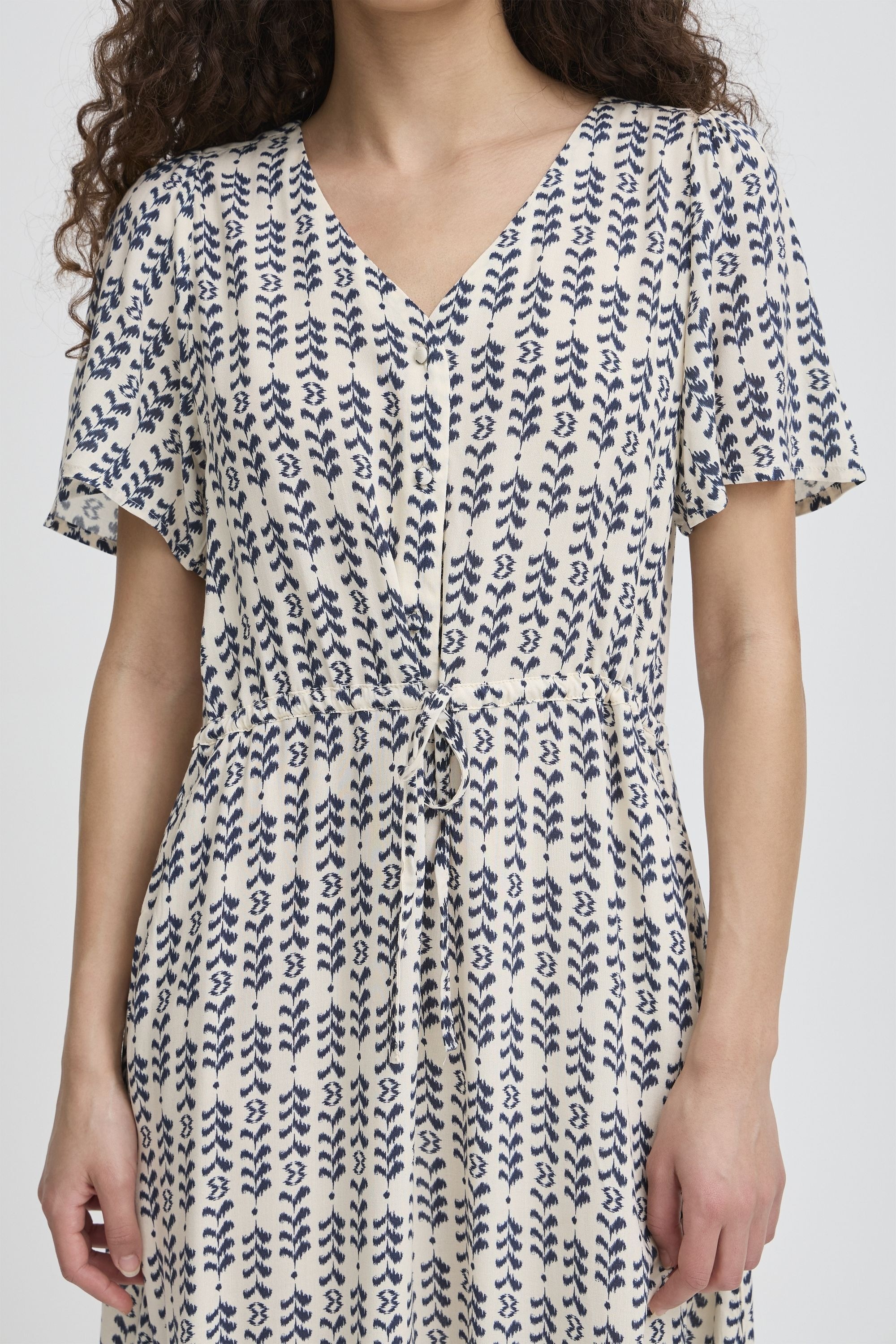 Ichi Midikleid »Midikleid IHVERA«