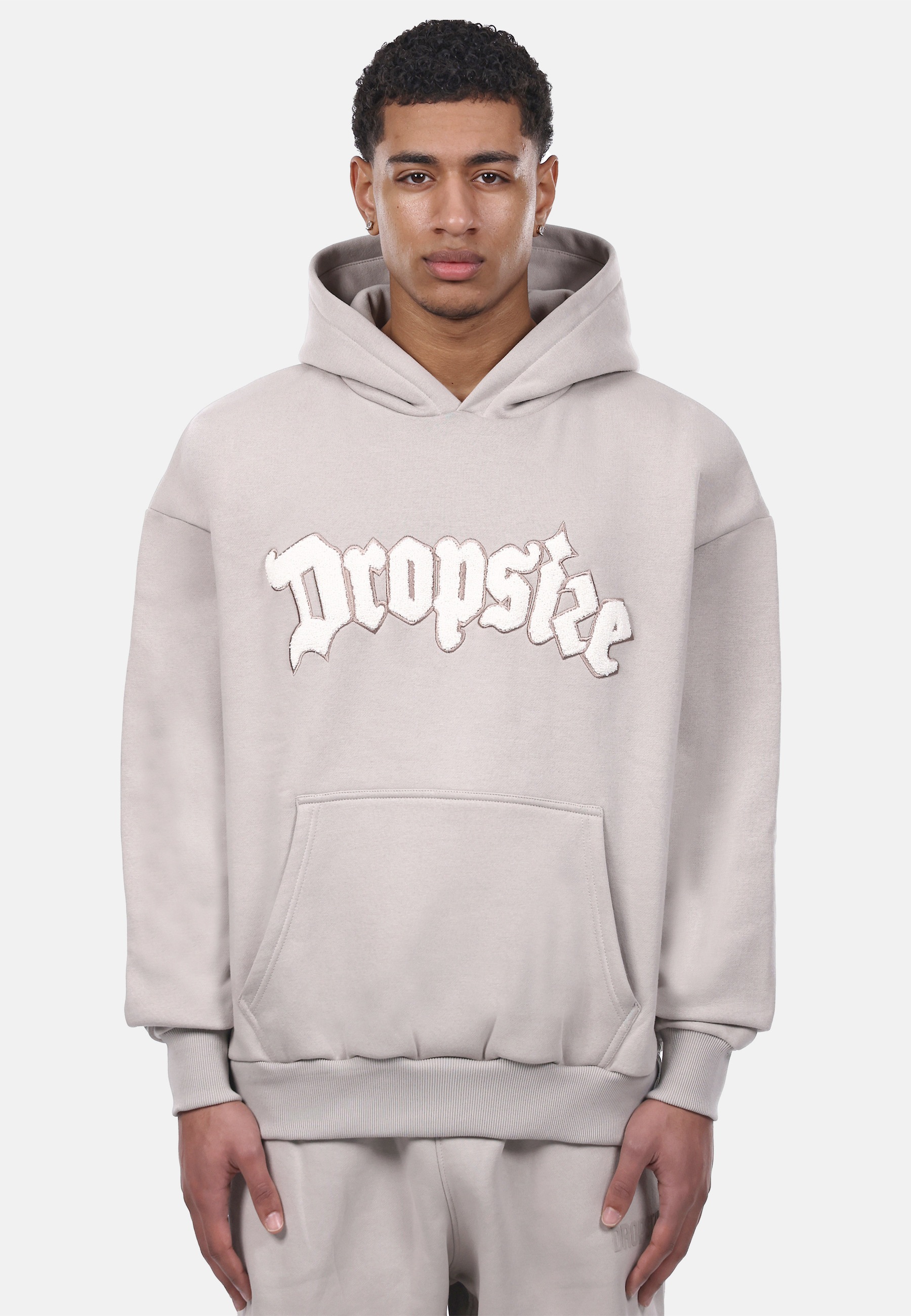 Thumbnail - Dropsize Kapuzenpullover "Dropsize HEAVY OVERSIZE FROTTEE EMBO V2 HOODIE" 1 Stk.