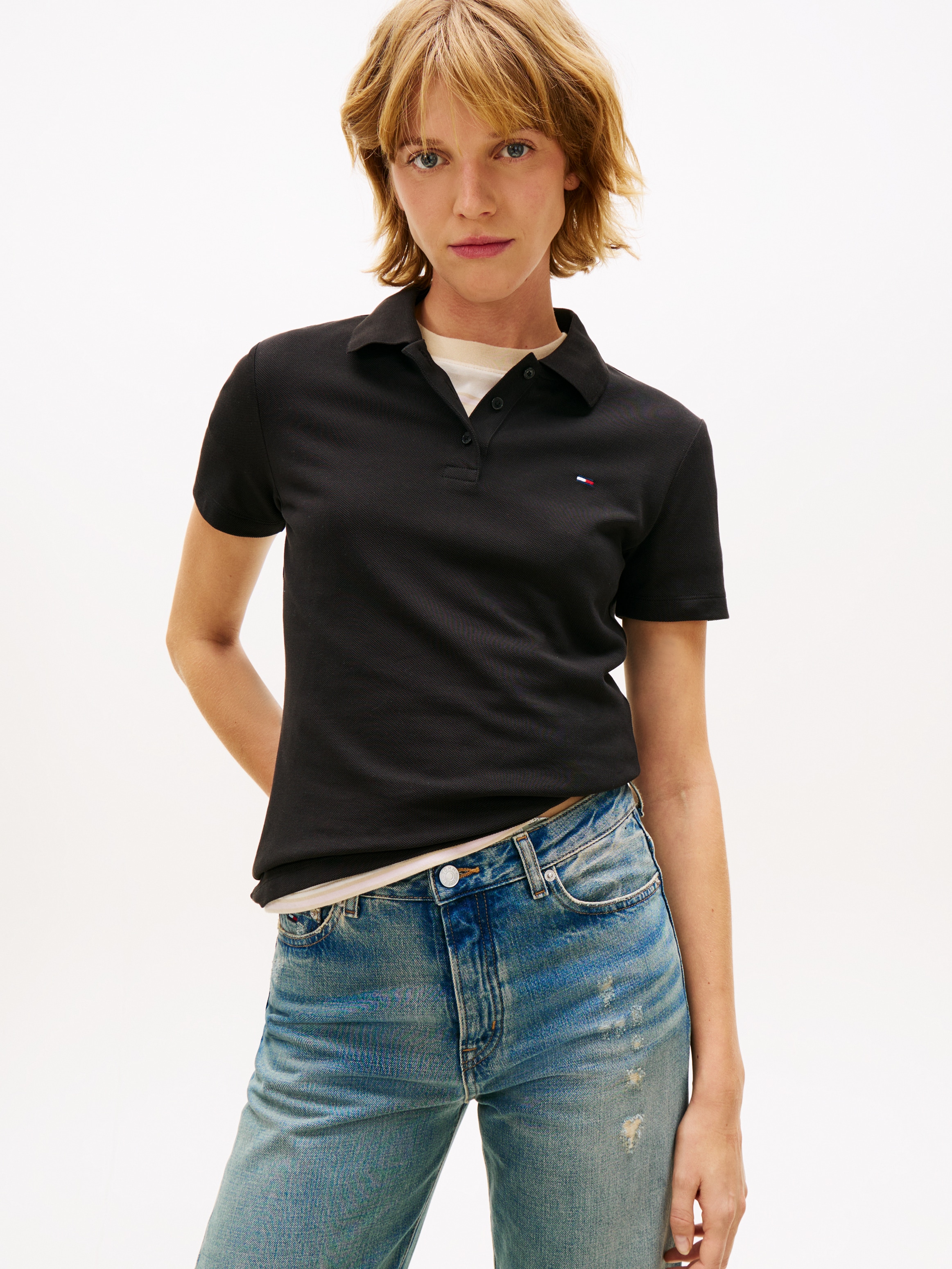 Tommy Jeans Poloshirt "TJW SLIM ESSENTIAL POLO SS" mit Logostickerei günstig online kaufen