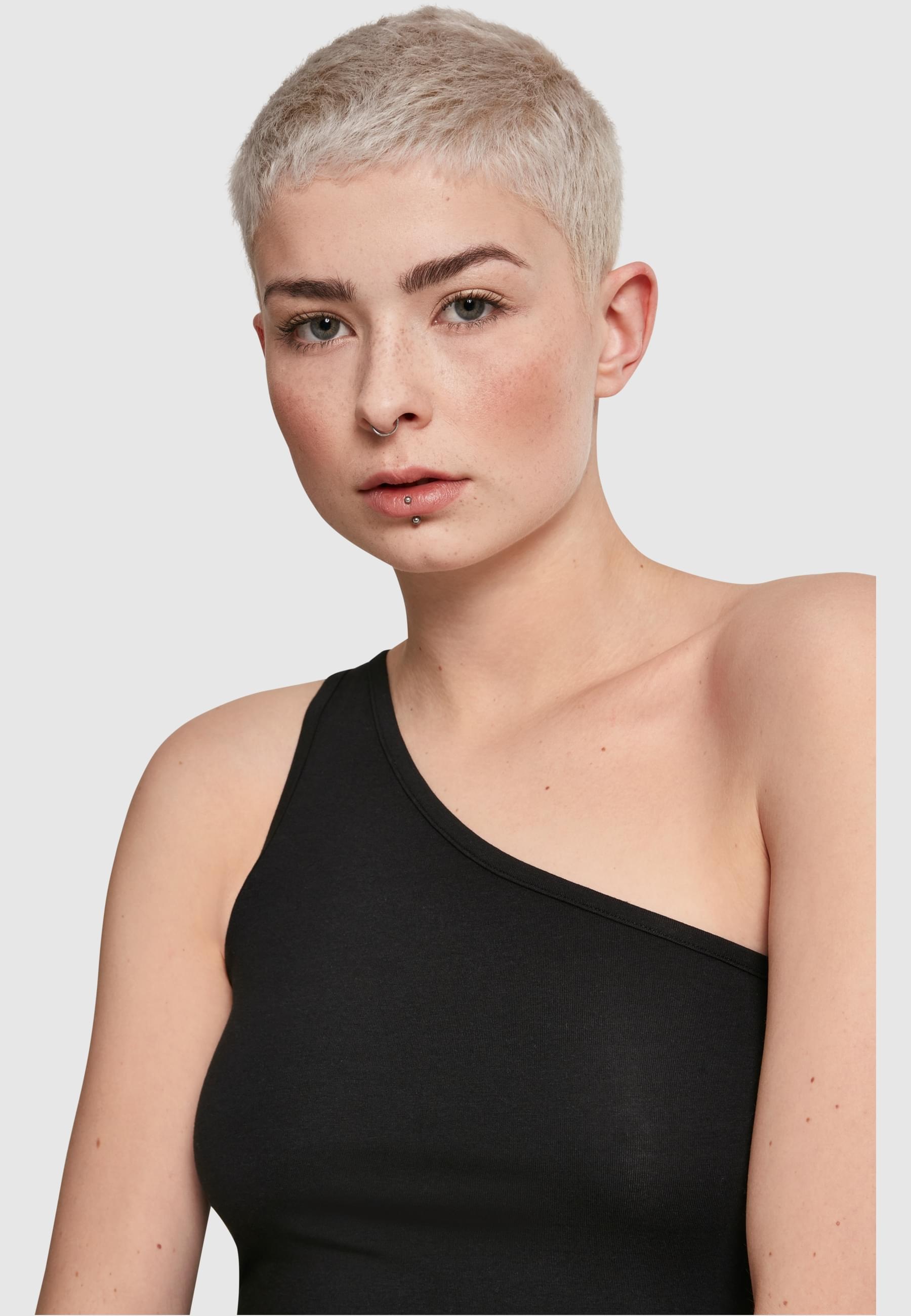 URBAN CLASSICS Muskelshirt »Urban Classics Damen Ladies Asymmetric Top«, (1 tlg.)
