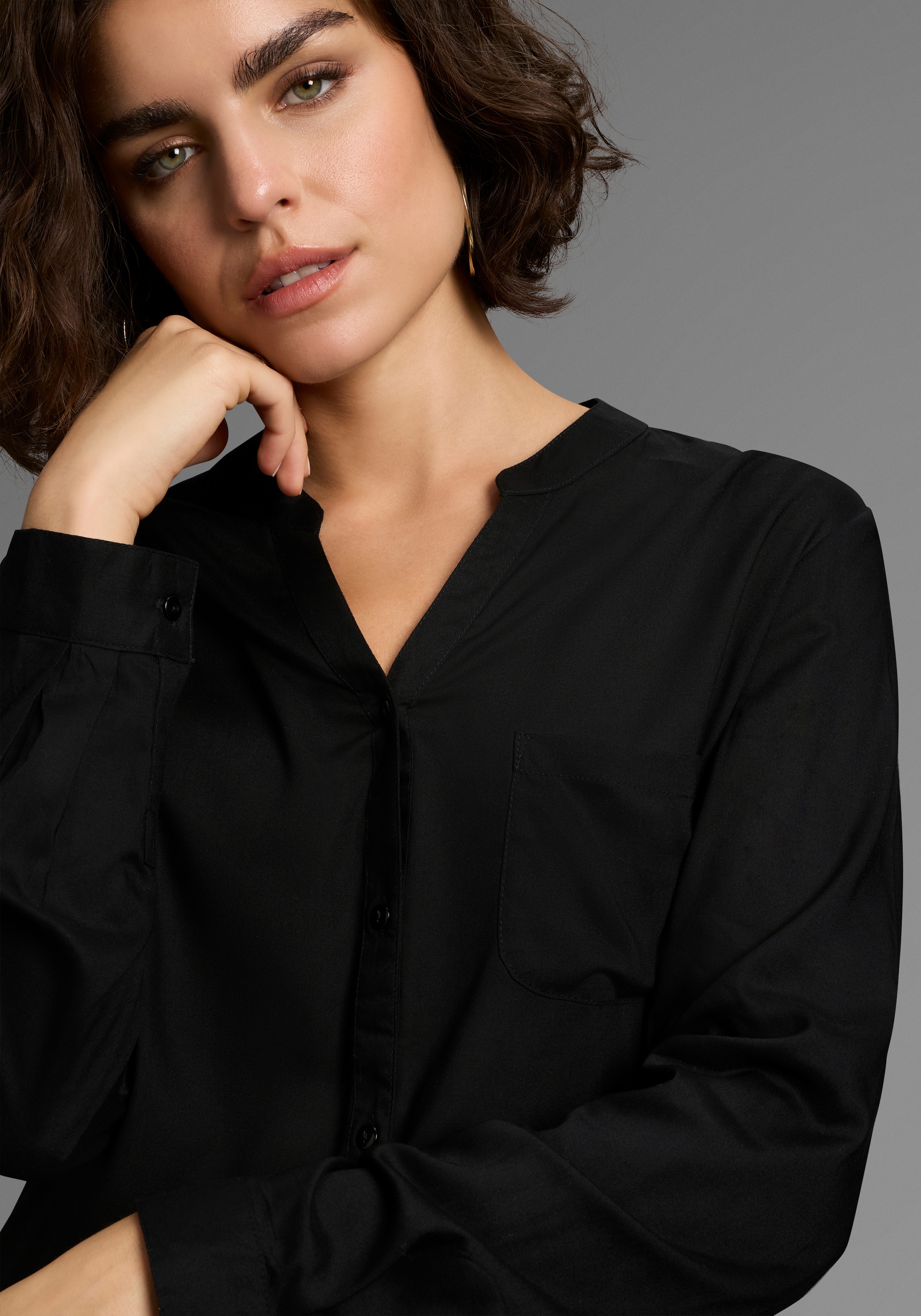 AJC Hemdbluse, mit kleinem Stehkragen und Brusttasche