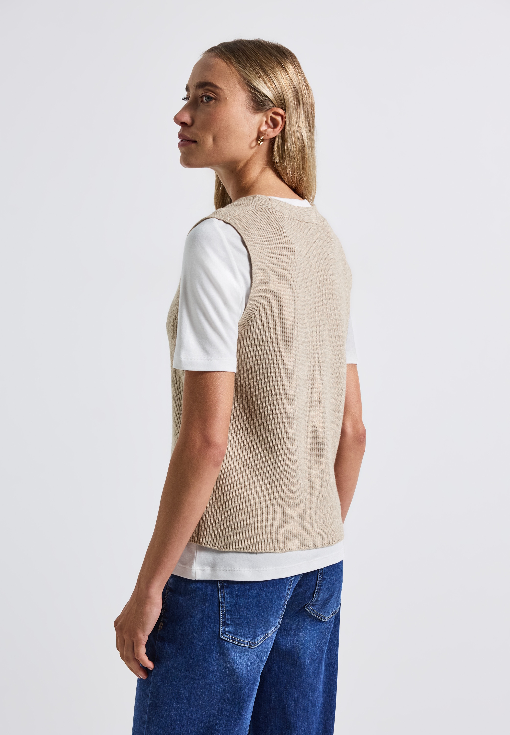 STREET ONE Kurzweste, im angenehmen Materialmix günstig online kaufen