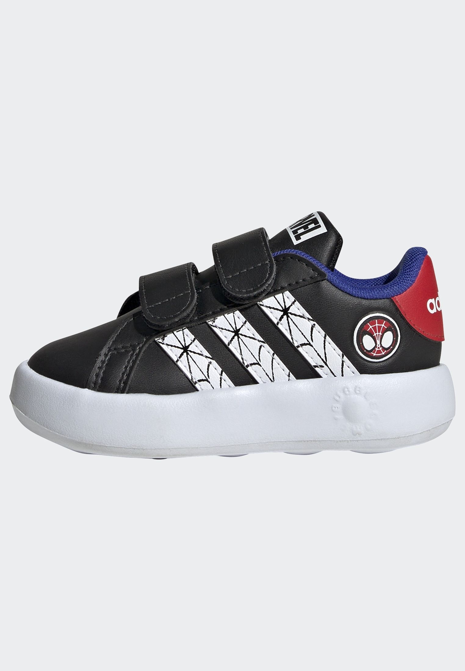 adidas Sportswear Klettschuh »ADIDAS MARVEL SPIDER-MAN KIDS GRAND COURT SCHUH«, Design auf den Spuren des adidas Superstar, für Kinder