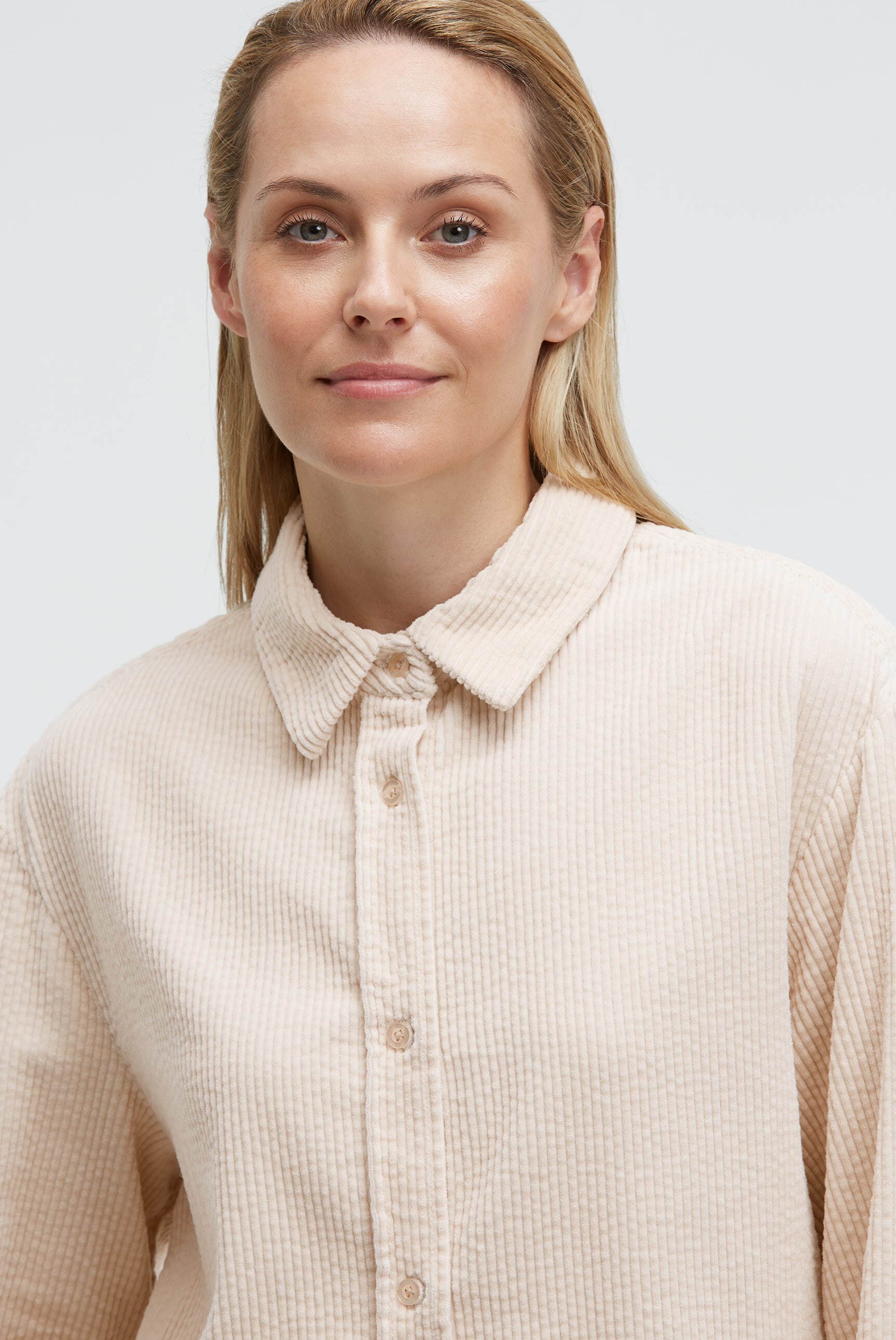 SENSES.THE LABEL Langarmbluse aus softem Breitcord