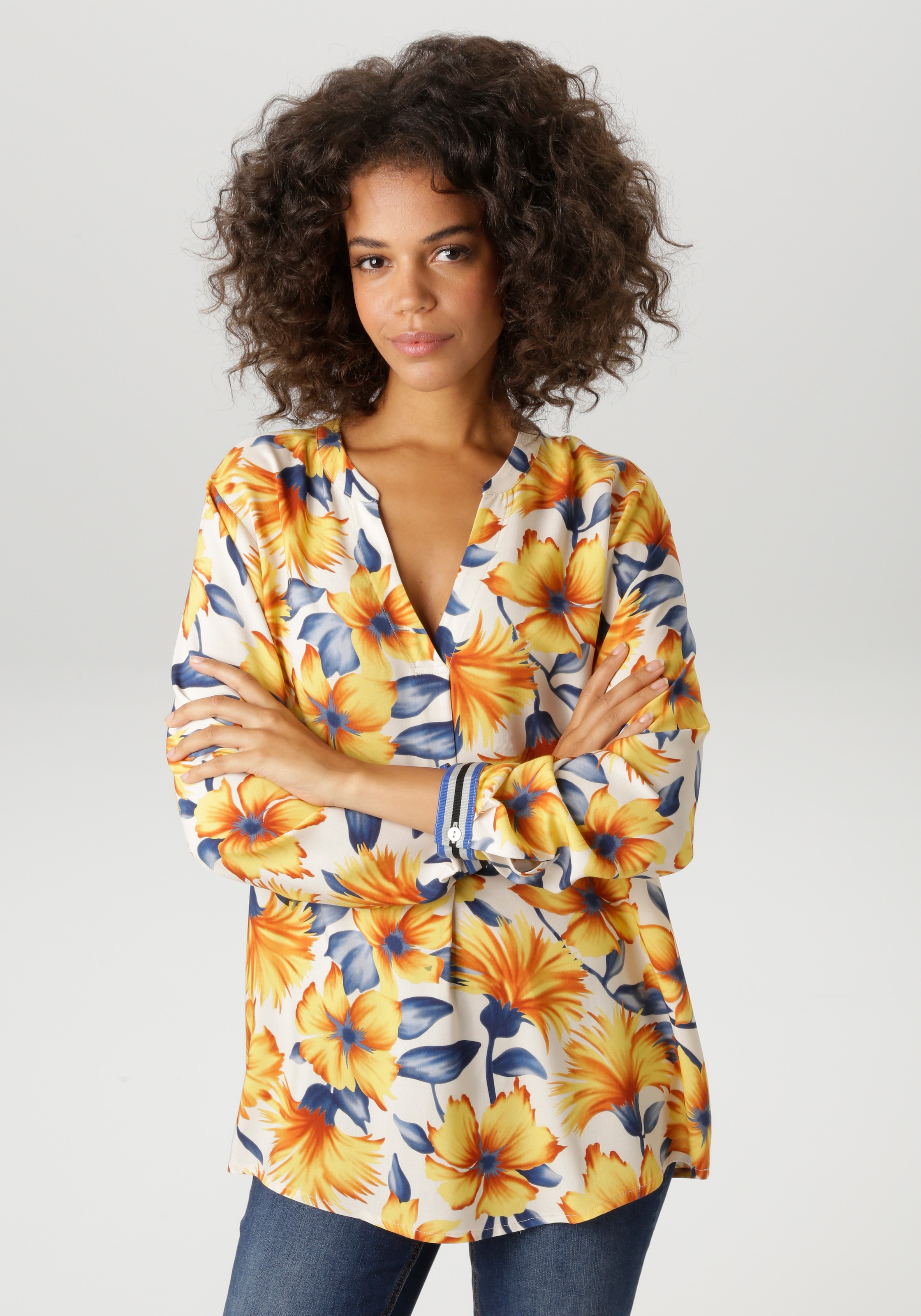 Aniston CASUAL Schlupfbluse mit farbharmonischen, großflächigen Blüten bedr günstig online kaufen