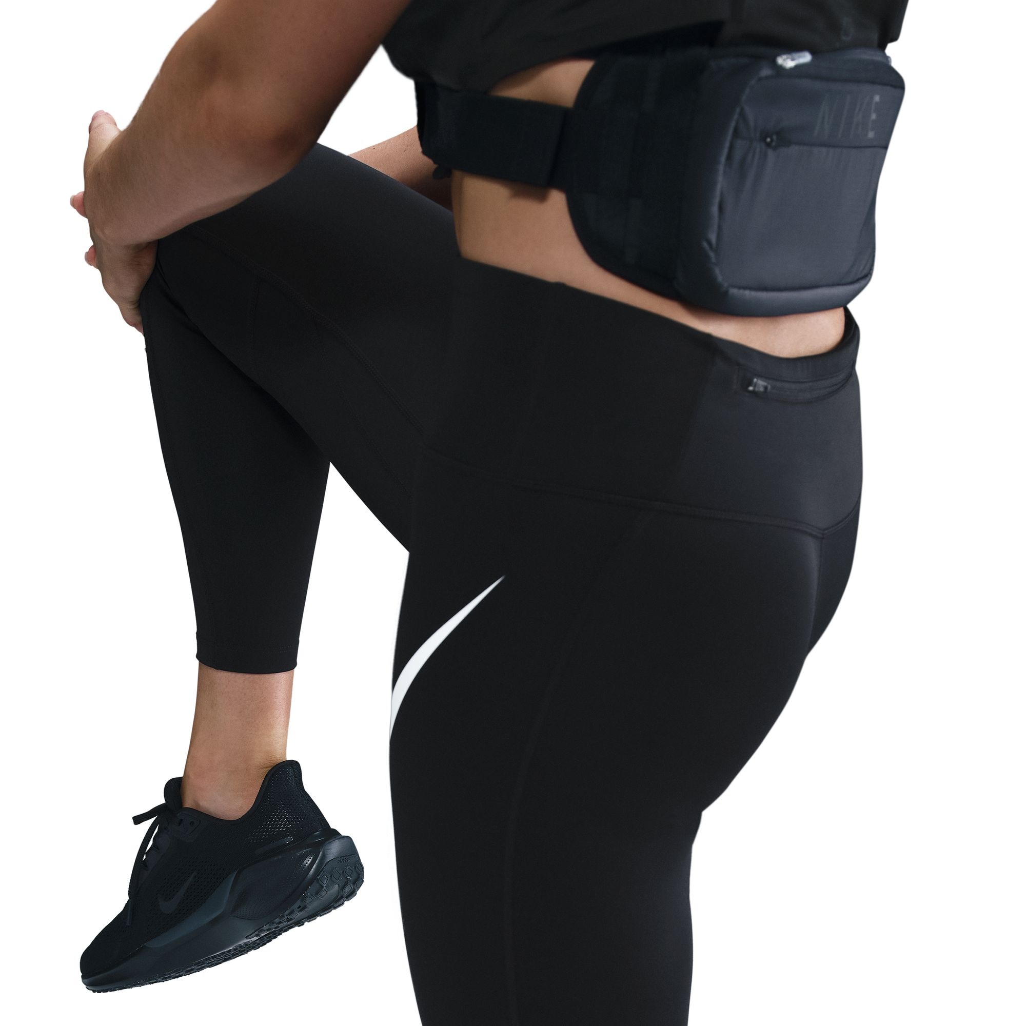 Nike Lauftights »W NK DF TEMPO HR 7/8 TGT SWHBR«  schnell trocknendes Material, atmungsaktiv, sportlicher Stil