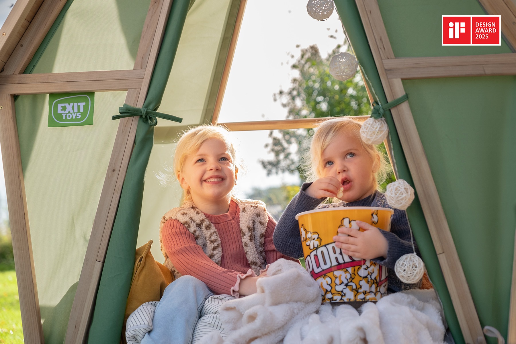 EXIT Spielhaus »Yuki 550 m.Rutsche+Küche« Dieses Produkt besteht aus FSC®-zertifiziertem Material.