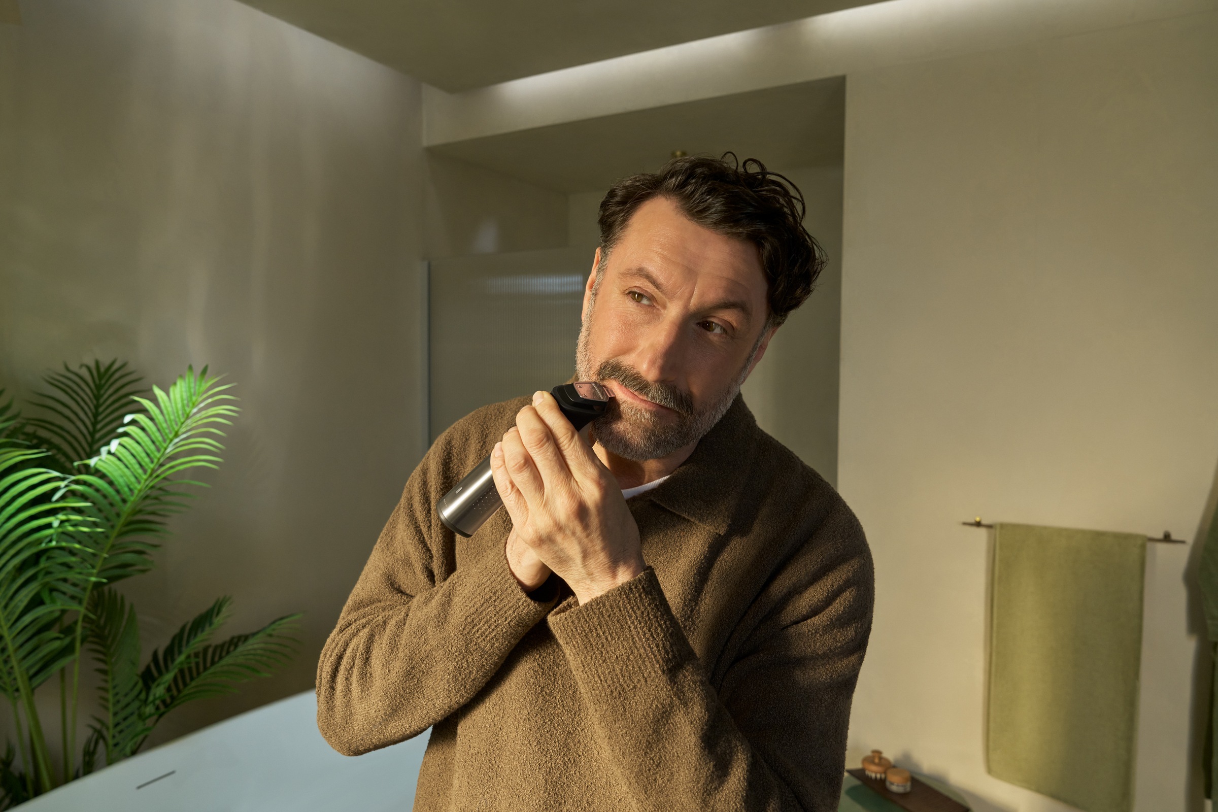 Thumbnail - Philips Multifunktionstrimmer "Series 9000 MG9557/15" 20 Aufsätze 20-in-1-Trimmer für Gesicht, Körper und Kopfhaare