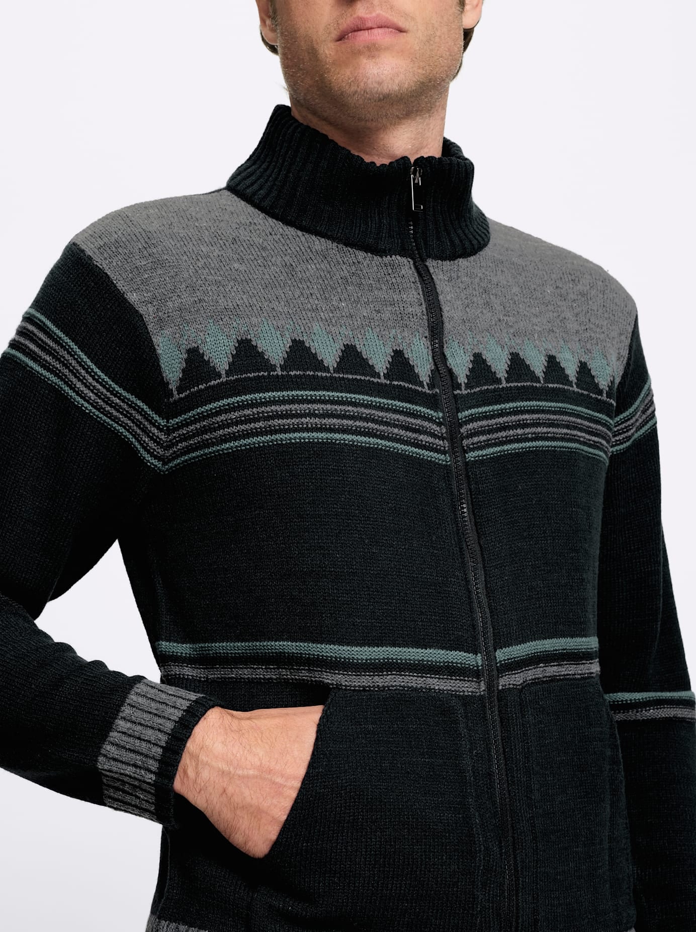 Catamaran Cardigan