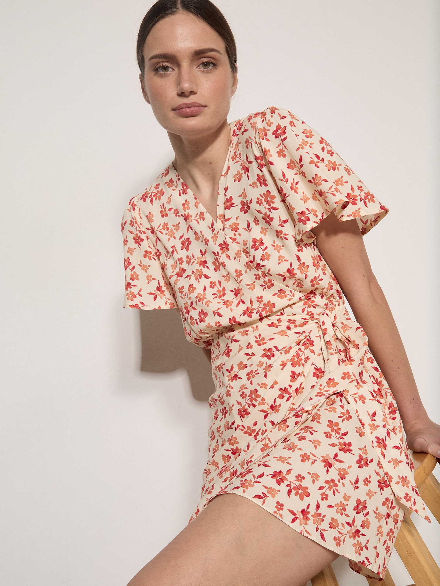 Apricot Minikleid »Wickel-Minikleid« mit Stoffgürtel,  Druck