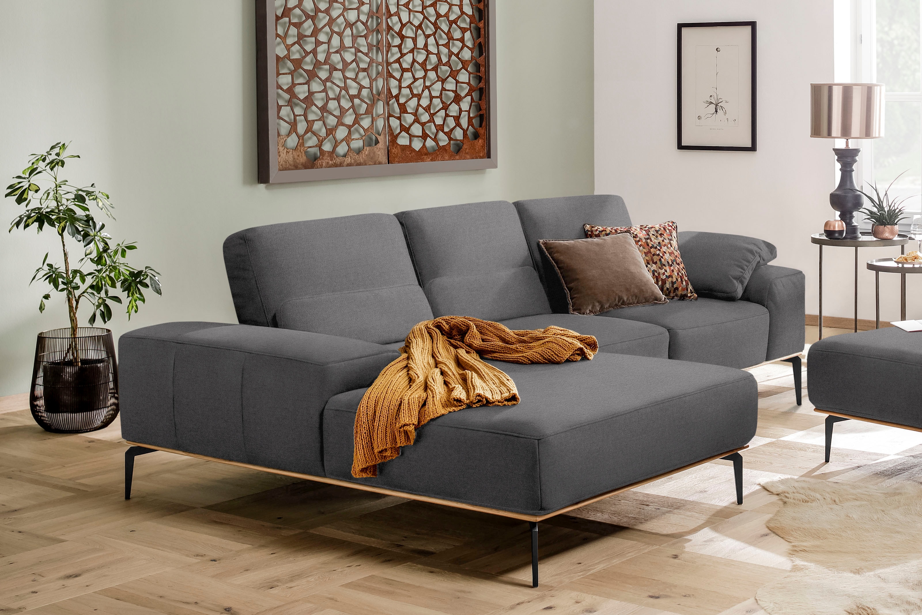 W.SCHILLIG Ecksofa "run, Designsofa mit tollem Sitzkomfort, bequem, L-Form" mit Holzsockel, Füße in Schwarz pulverbeschichtet, Breite 279 cm
