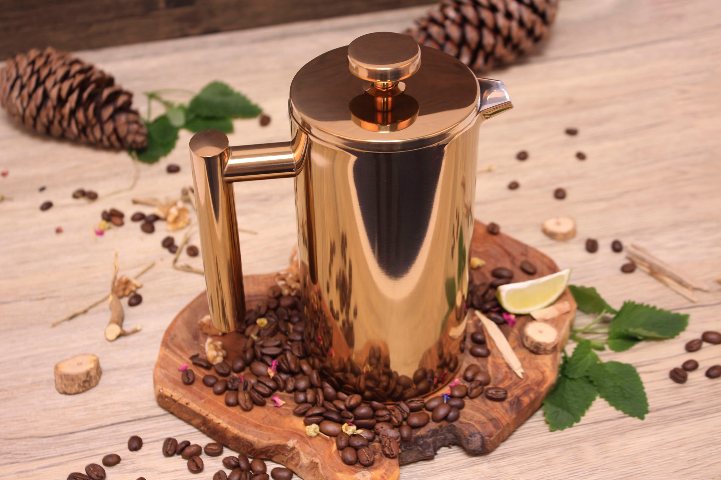 ECHTWERK French Press Kanne ».«, 0,8 l Kaffeekanne, Kaffeebereiter mit Pressfilter, doppelwandiger Edelstahl, isoliert