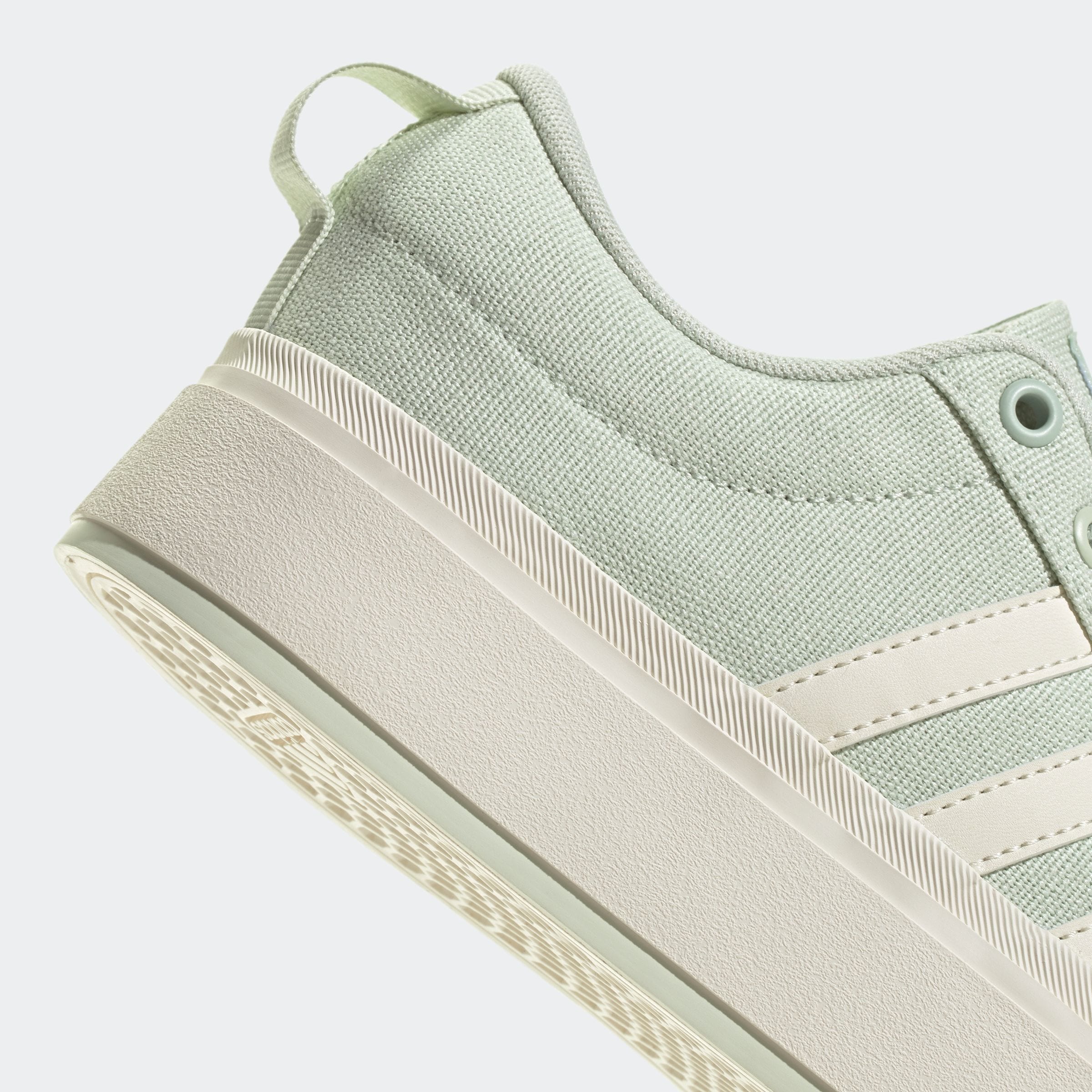 adidas Sportswear Sneaker »BRAVADA 2.0 PLATFORM«, Design auf den Spuren des adidas Nizza