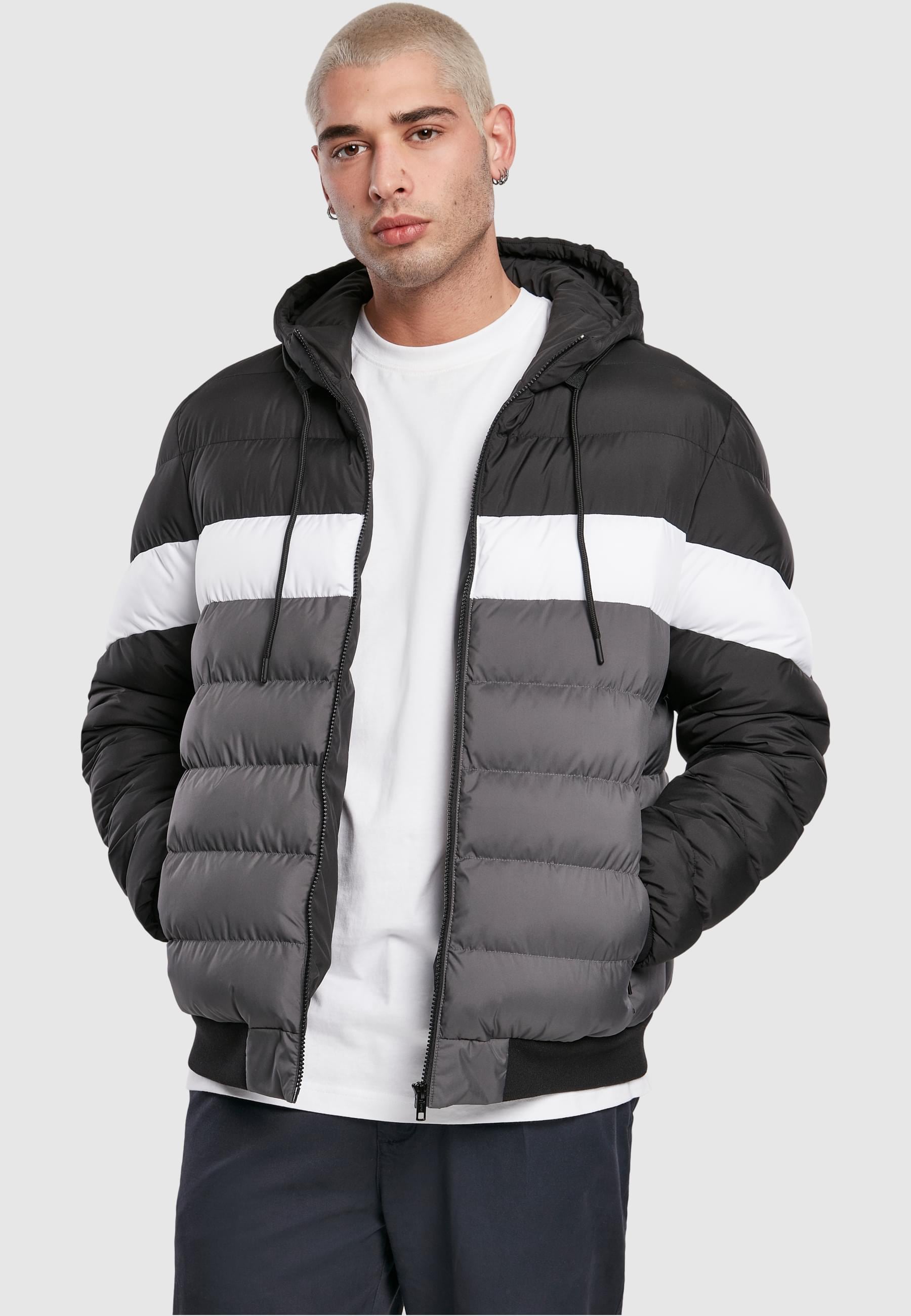 URBAN CLASSICS Winterjacke »Urban Classics Herren Colorblock Bubble Jacket«, (1 St.), mit Kapuze