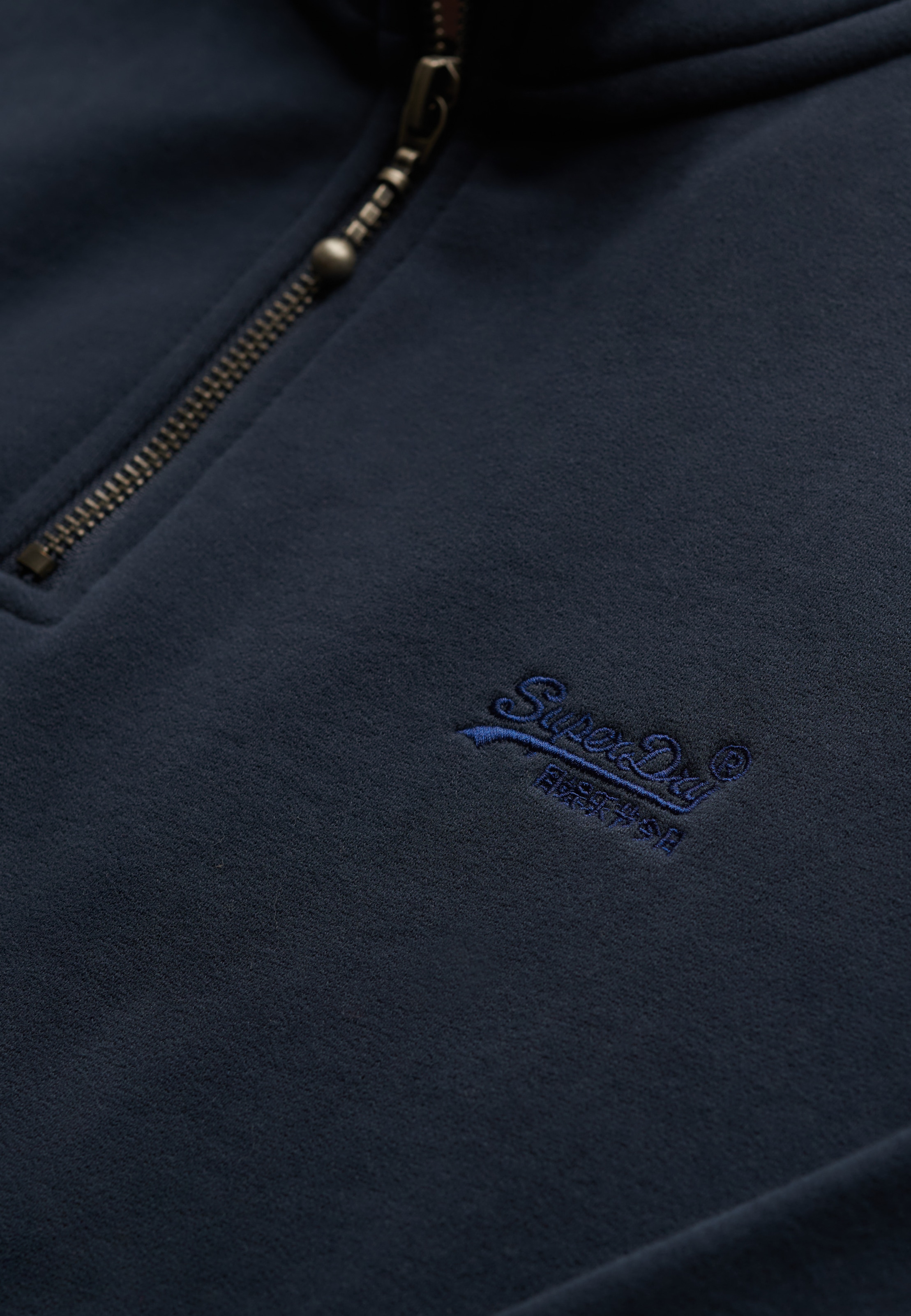 Superdry Sweatshirt »ESSENTIAL LOGO HENLEY«
