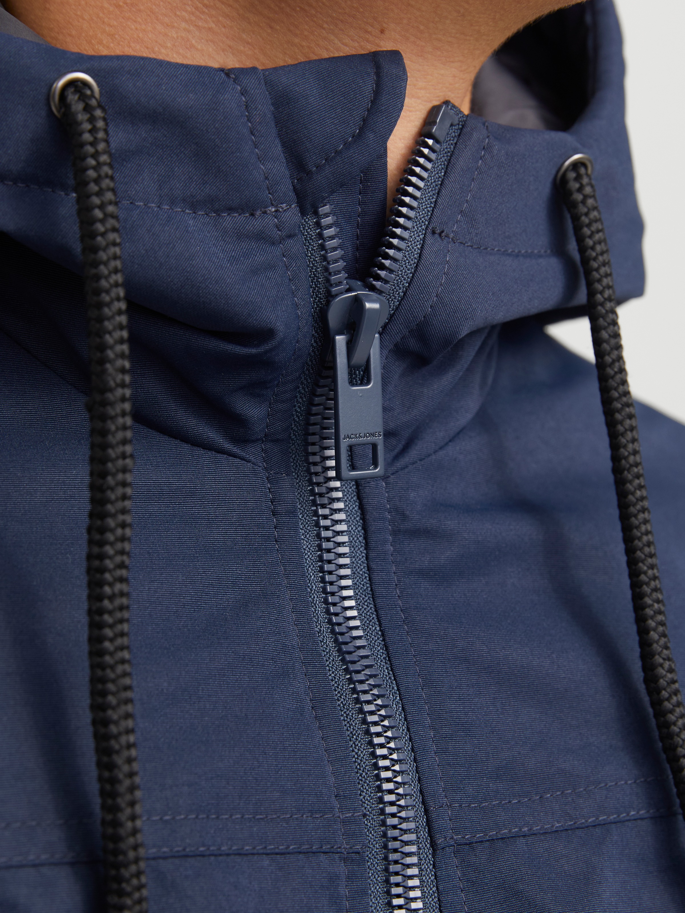 Thumbnail - Jack & Jones Bomberjacke "JJCONSTRUCT BOMBER mit glänzender Oberfläche" mit Kapuze