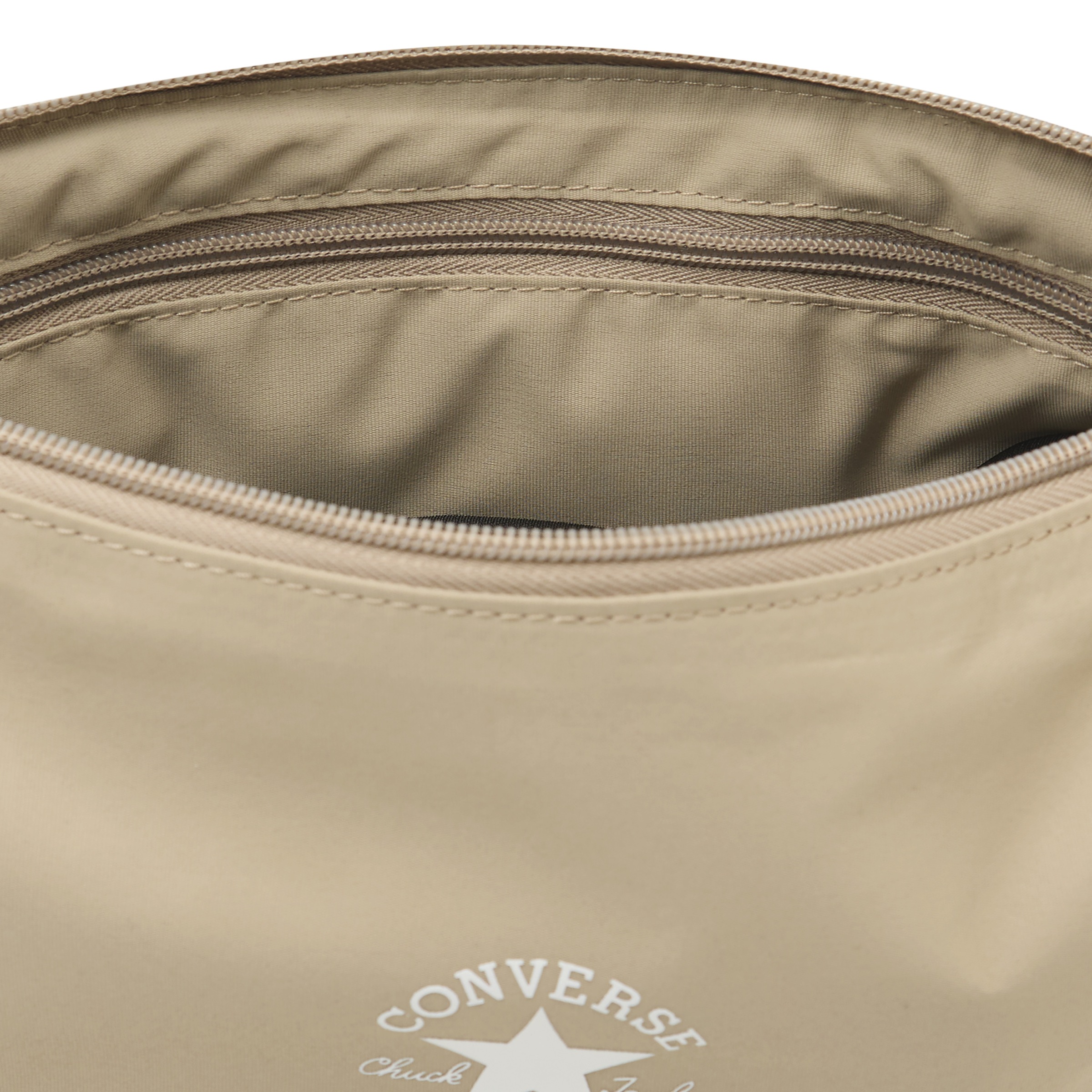 Converse Gürteltasche »HALF MOON CROSS BODY« für Erwachsene, aus Polyester, leichtes Gewicht, sportlicher Stil