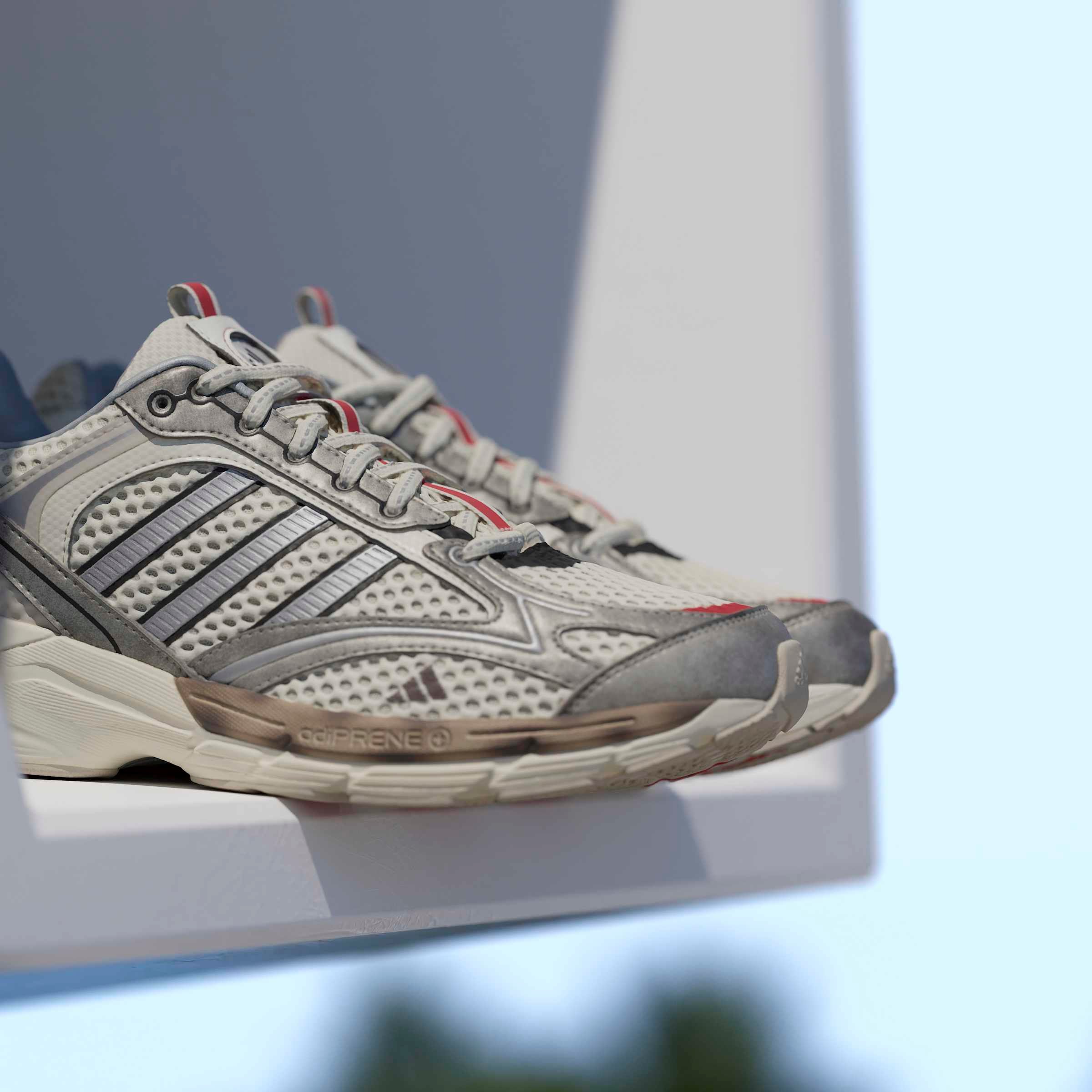 adidas Sportswear Sneaker »SPIRITAIN 2000«  inspiriert vom Design des adistar control