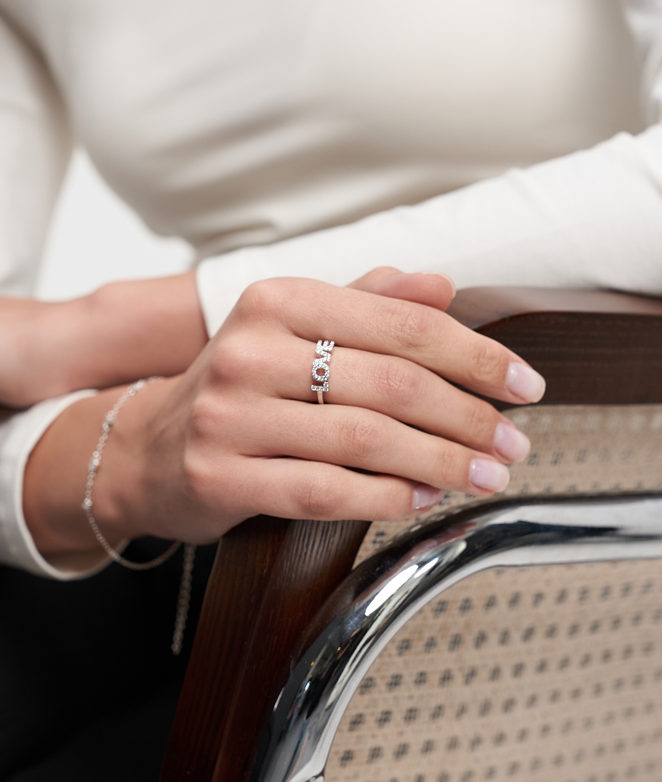 Tamaris Fingerring »Schmuck Geschenk Ring Love« mit Zirkonia (synth.)