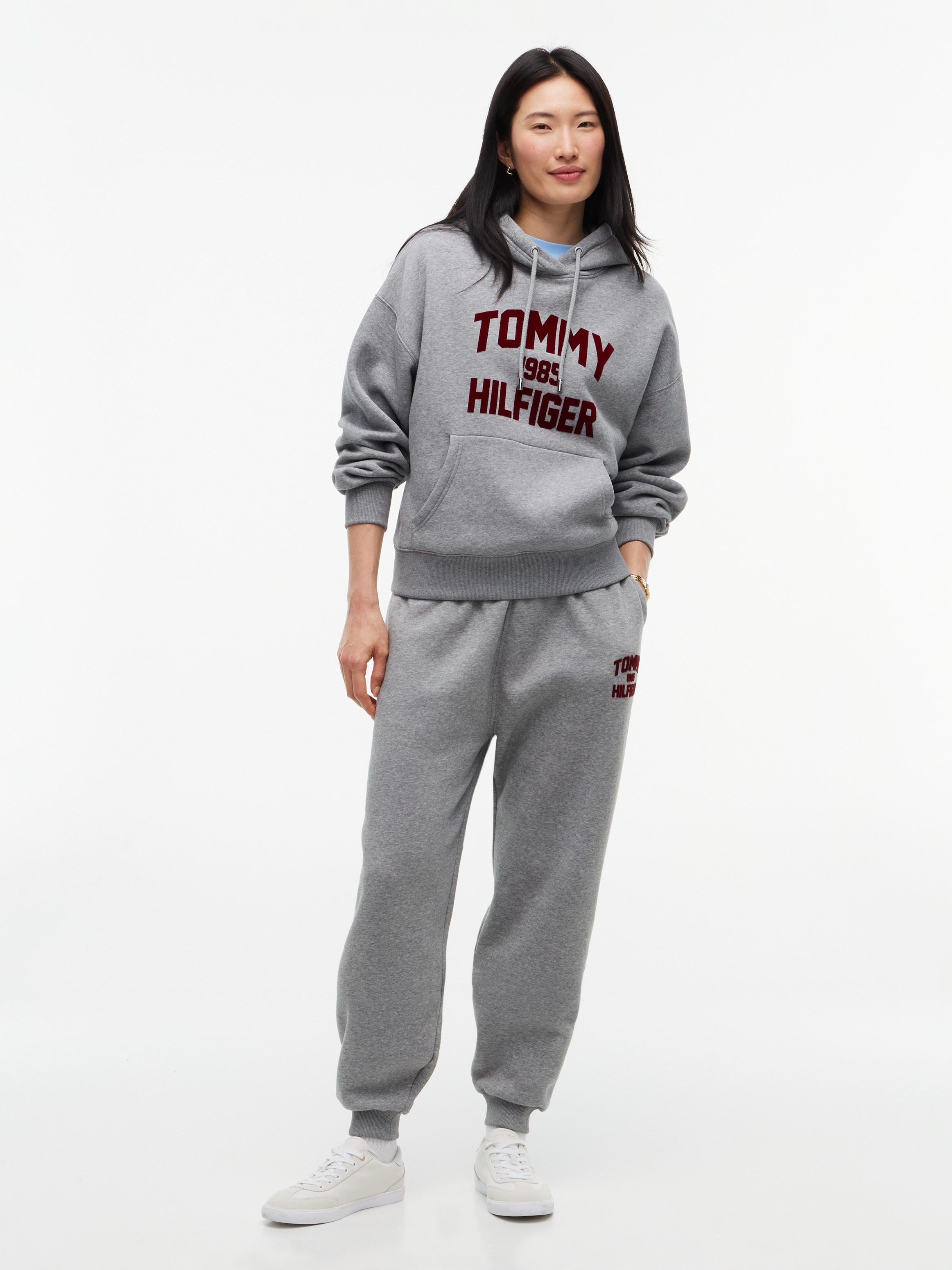 Tommy Hilfiger Kapuzensweatshirt »VARSITY FLOCK RLXD HOODIE«, Baumwollmischung, relaxed fit
