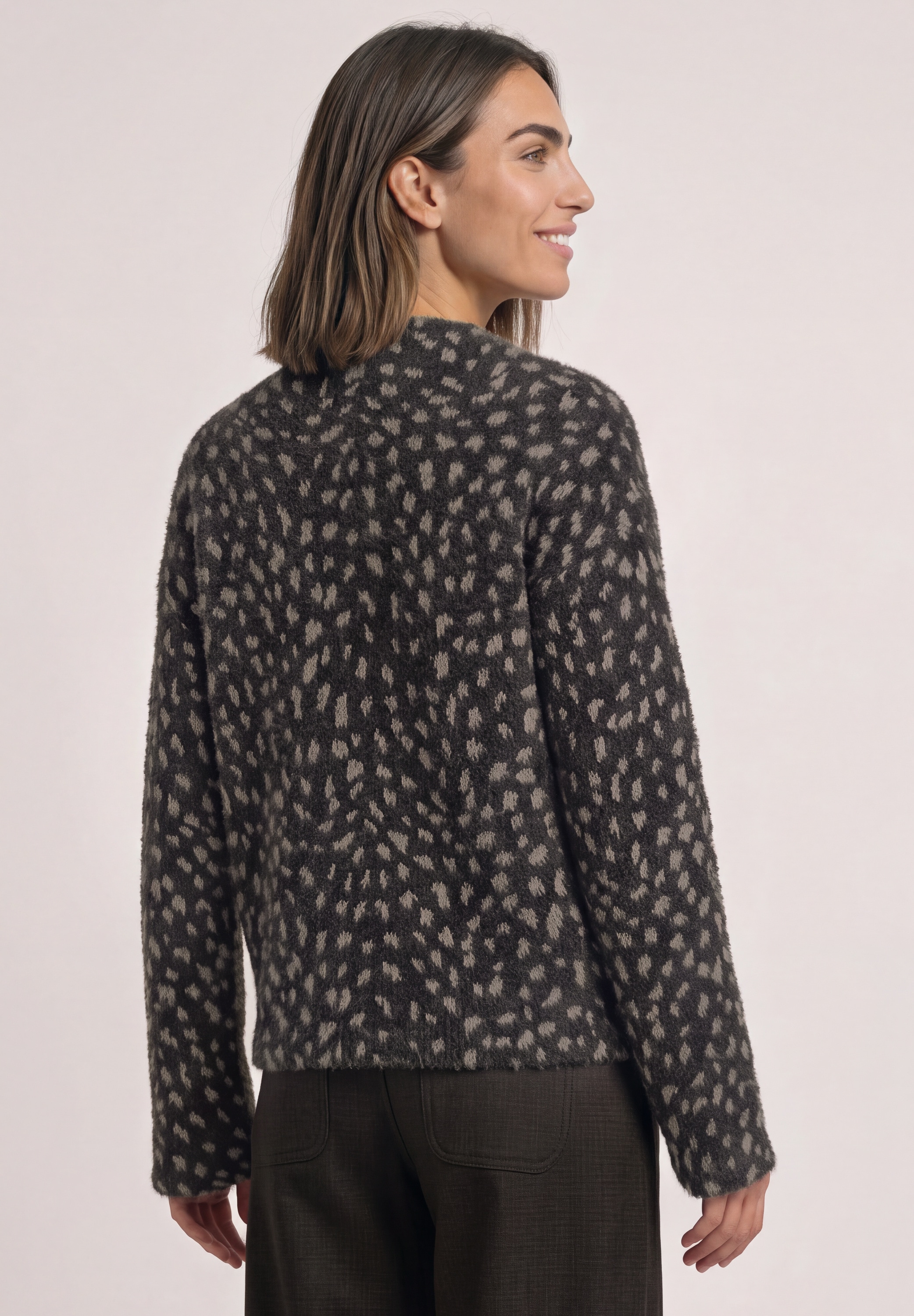 STREET ONE Langarmshirt aus softem Materialmix
