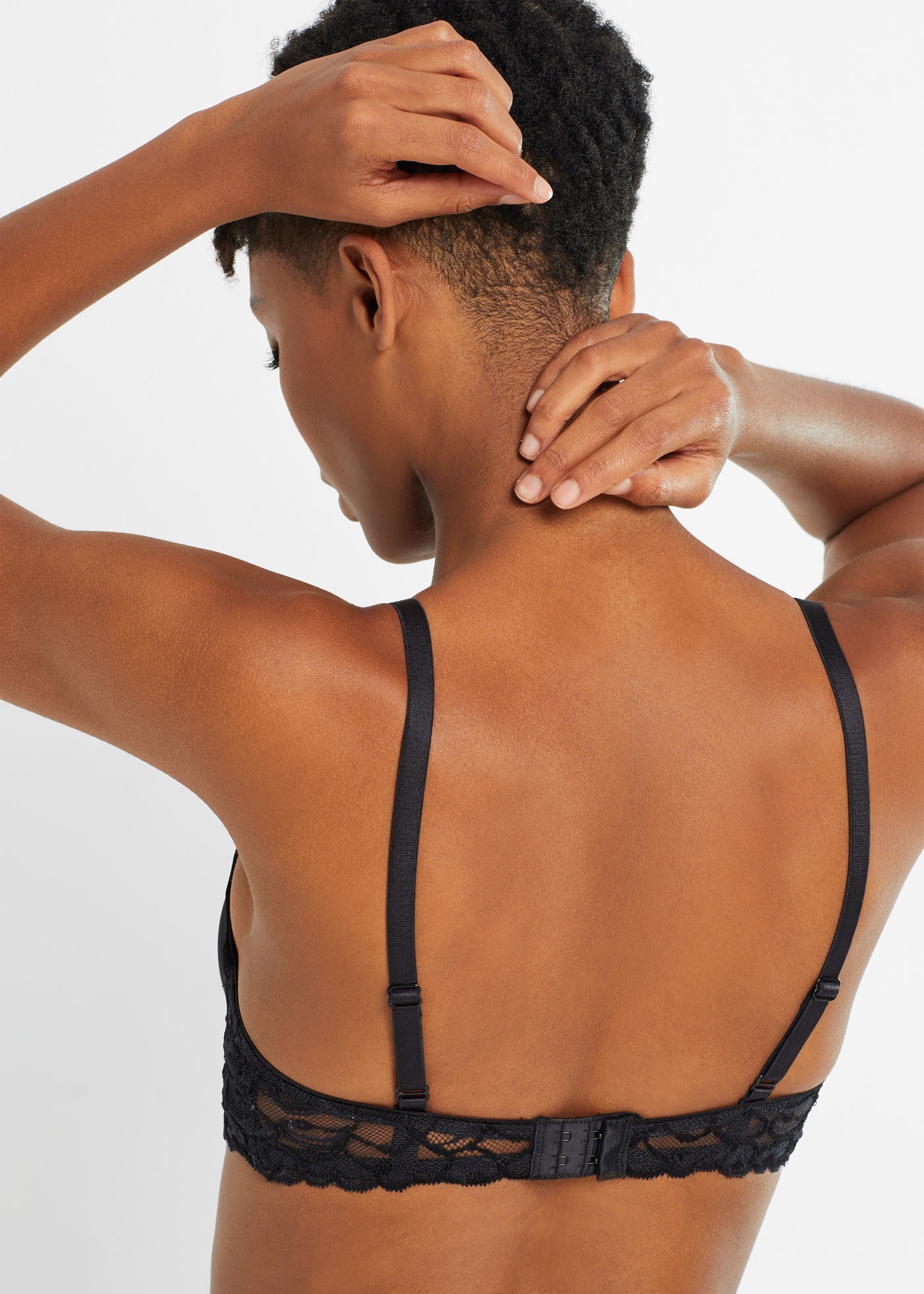 Thumbnail - bonprix Schalen-BH mit aufwendiger Verzierung, mit gepolsterten Cups