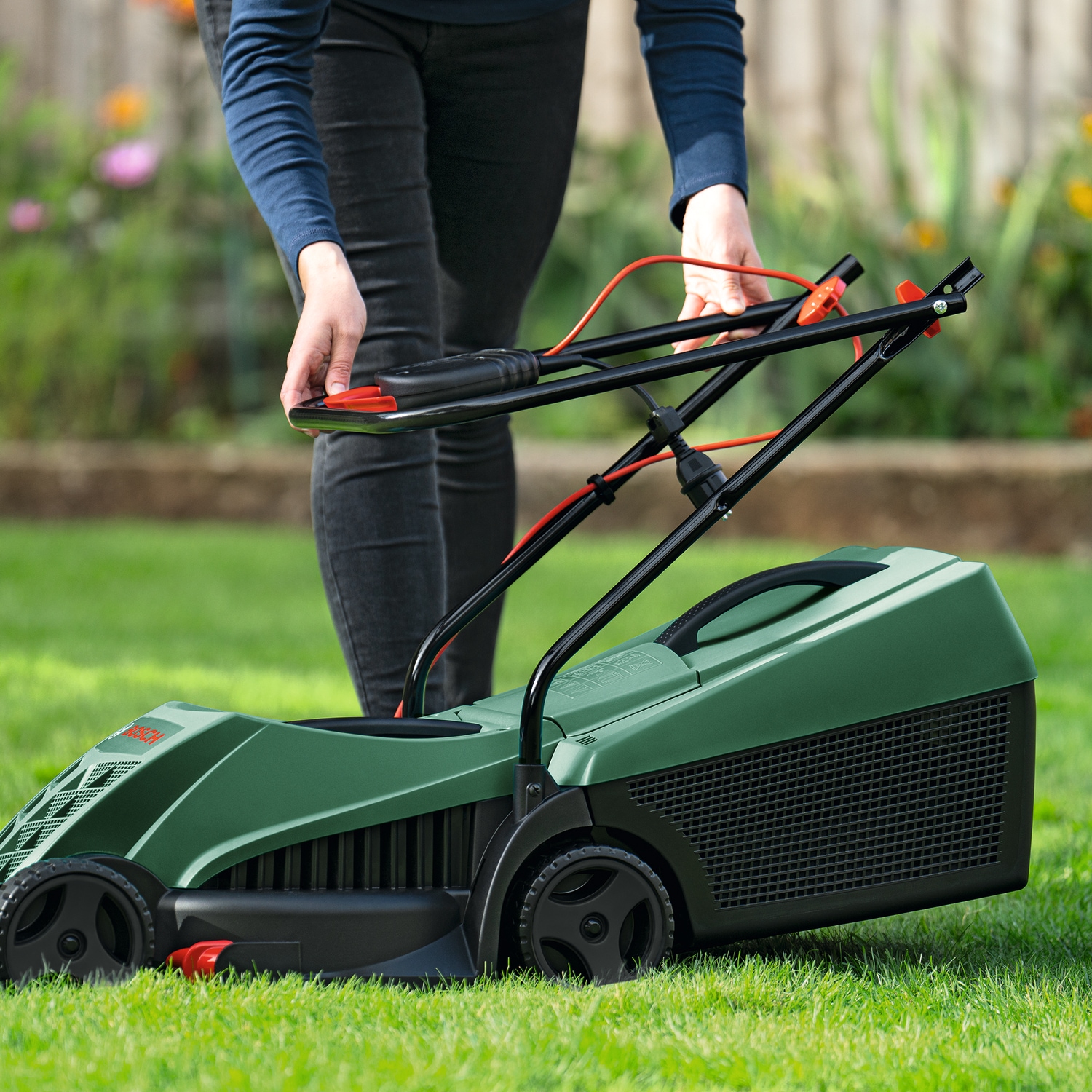 Bosch Home & Garden Elektrorasenmäher »EasyRotak 32-235«