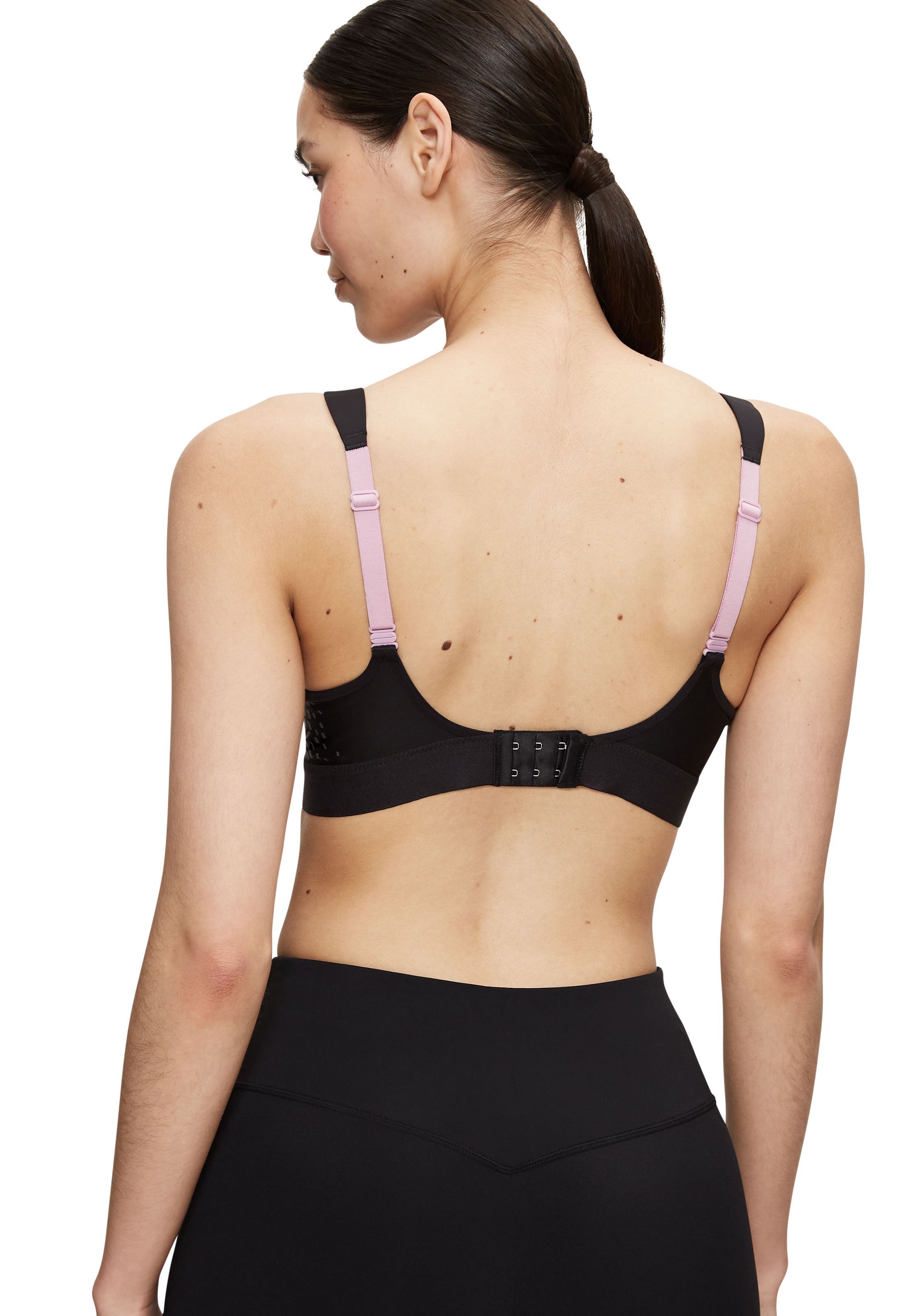  Triumph Triaction Hybrid Lite P Sports Bra Black 4