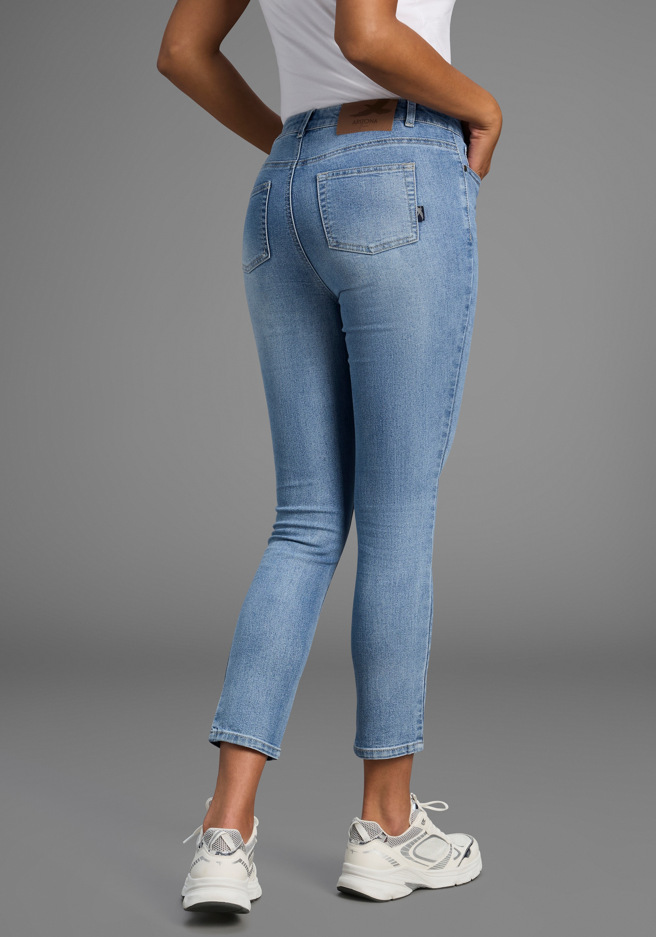 Arizona 7/8-Jeans »Shaping«, eng anliegend, Röhrenjeans, Used-Waschung, High-Waist, 7/8-Länge