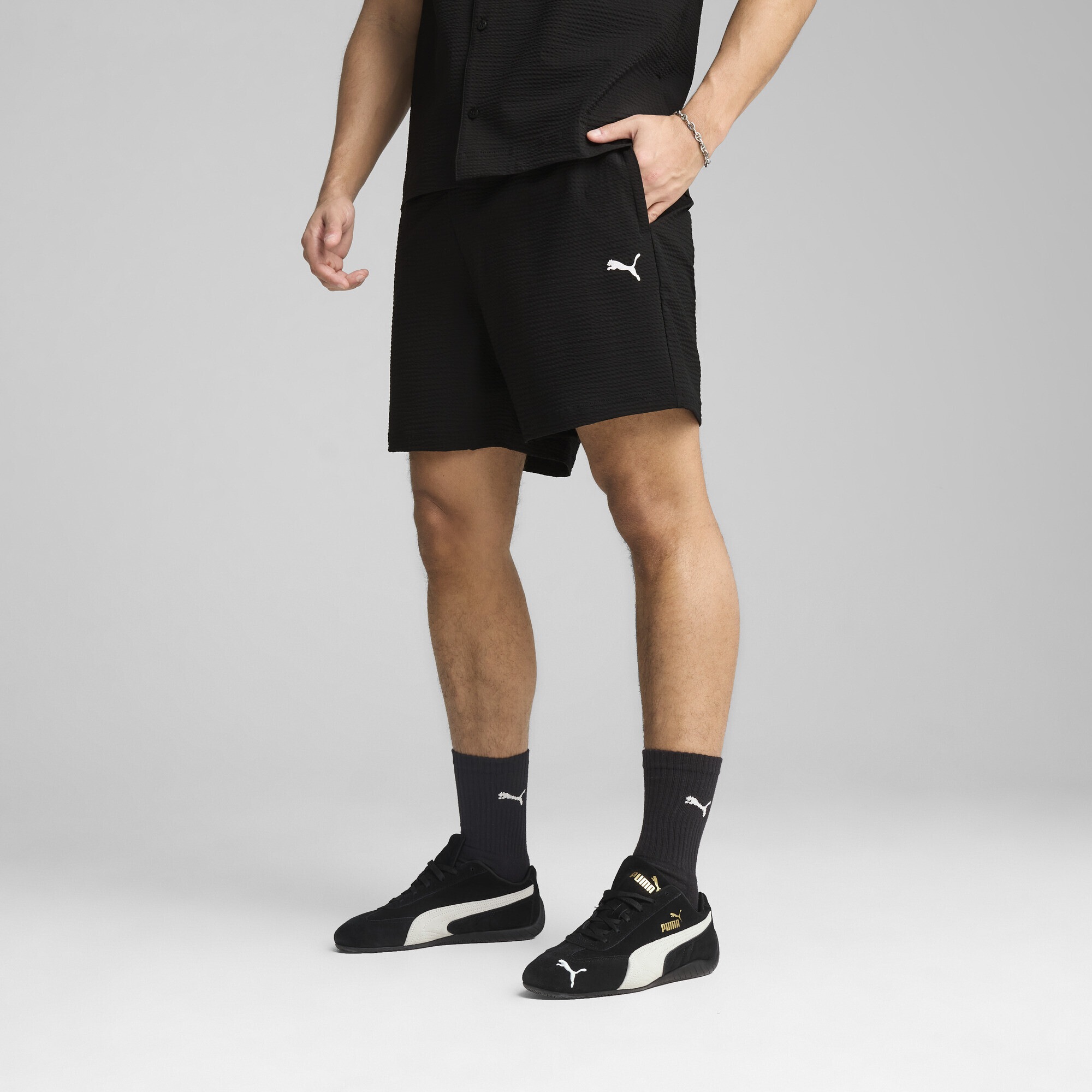 PUMA Shorts »WARDROBE ESS Relaxed 6" Seersucker-Shorts Herren«